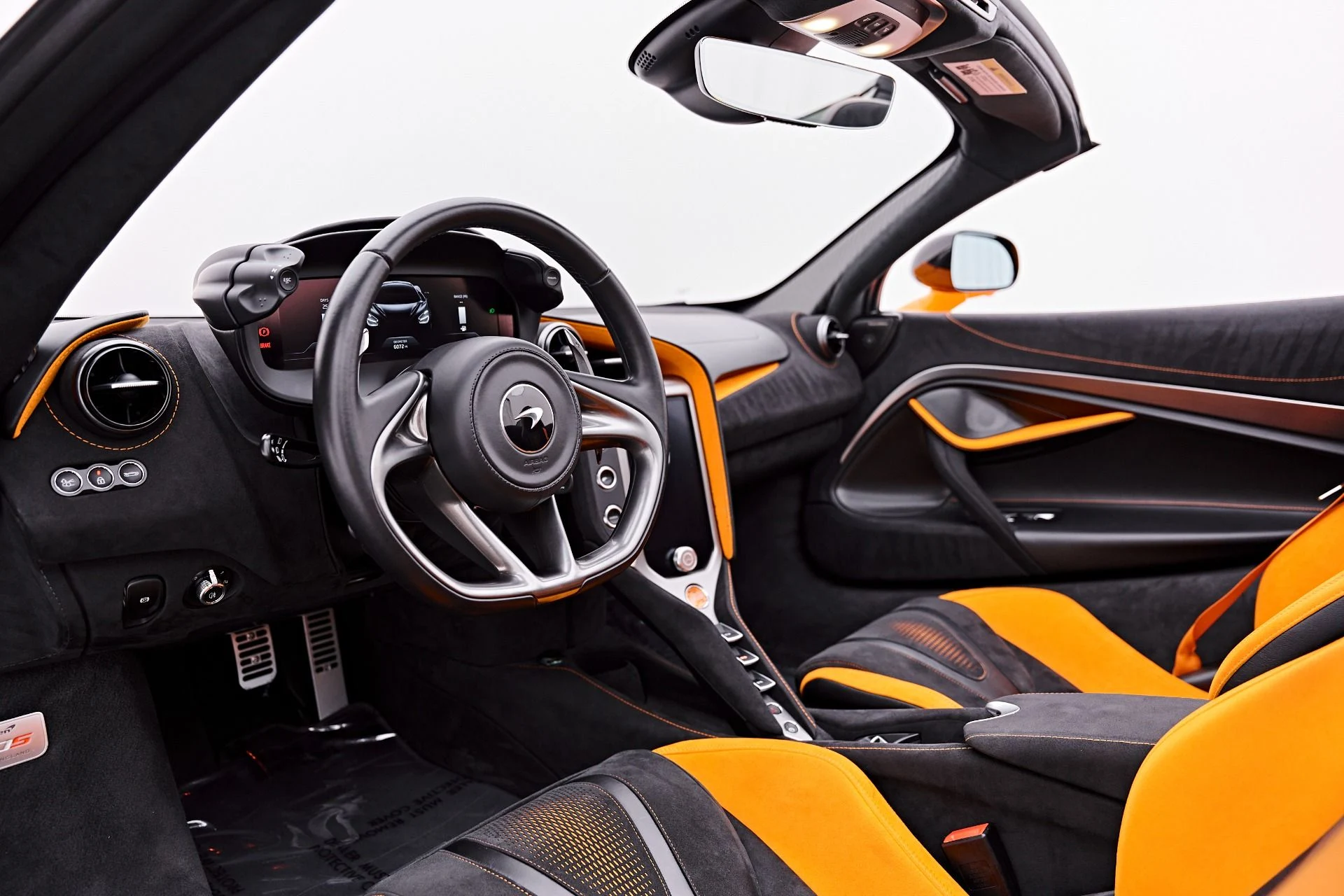 mph001_142226940_Used_2025_Mc_Laren_750_S_1786993584_b37cf49092
