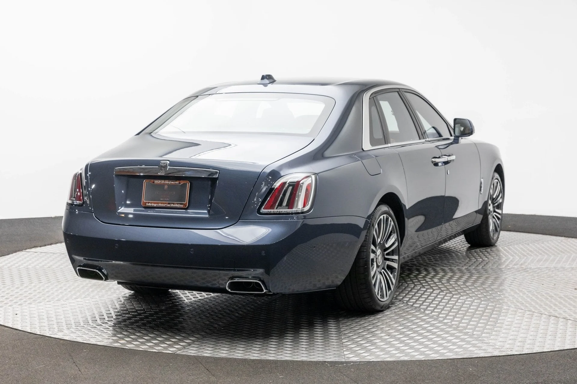 mph001_142901167_2_da887c5688