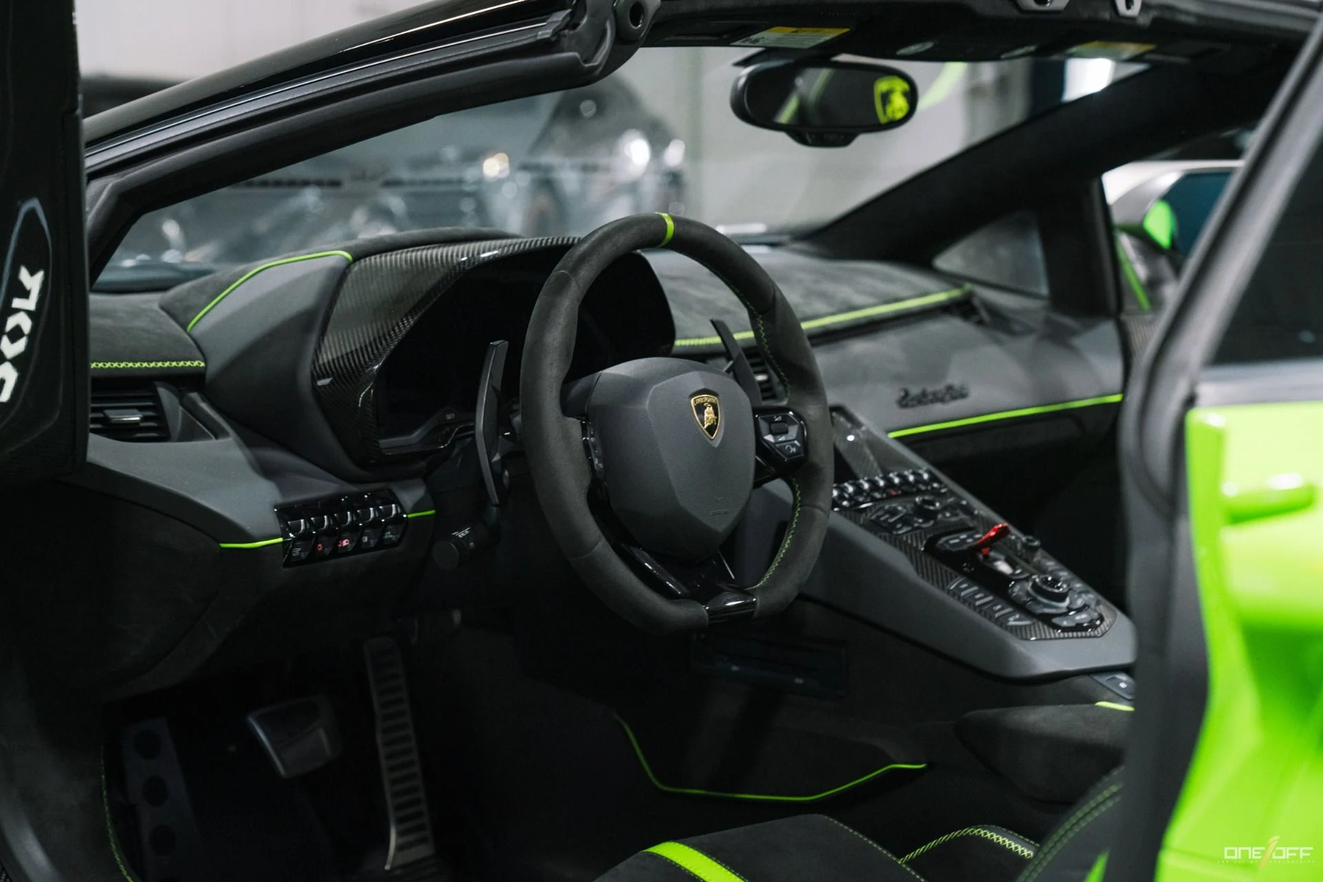 mph001_1434334231_Used_2021_Lamborghini_Aventador_LP_770_4_SVJ_Roadster_in_Verde_Mantis_w_Warranty_2026_Matte_Carbon_1759284744_44ef1986f1