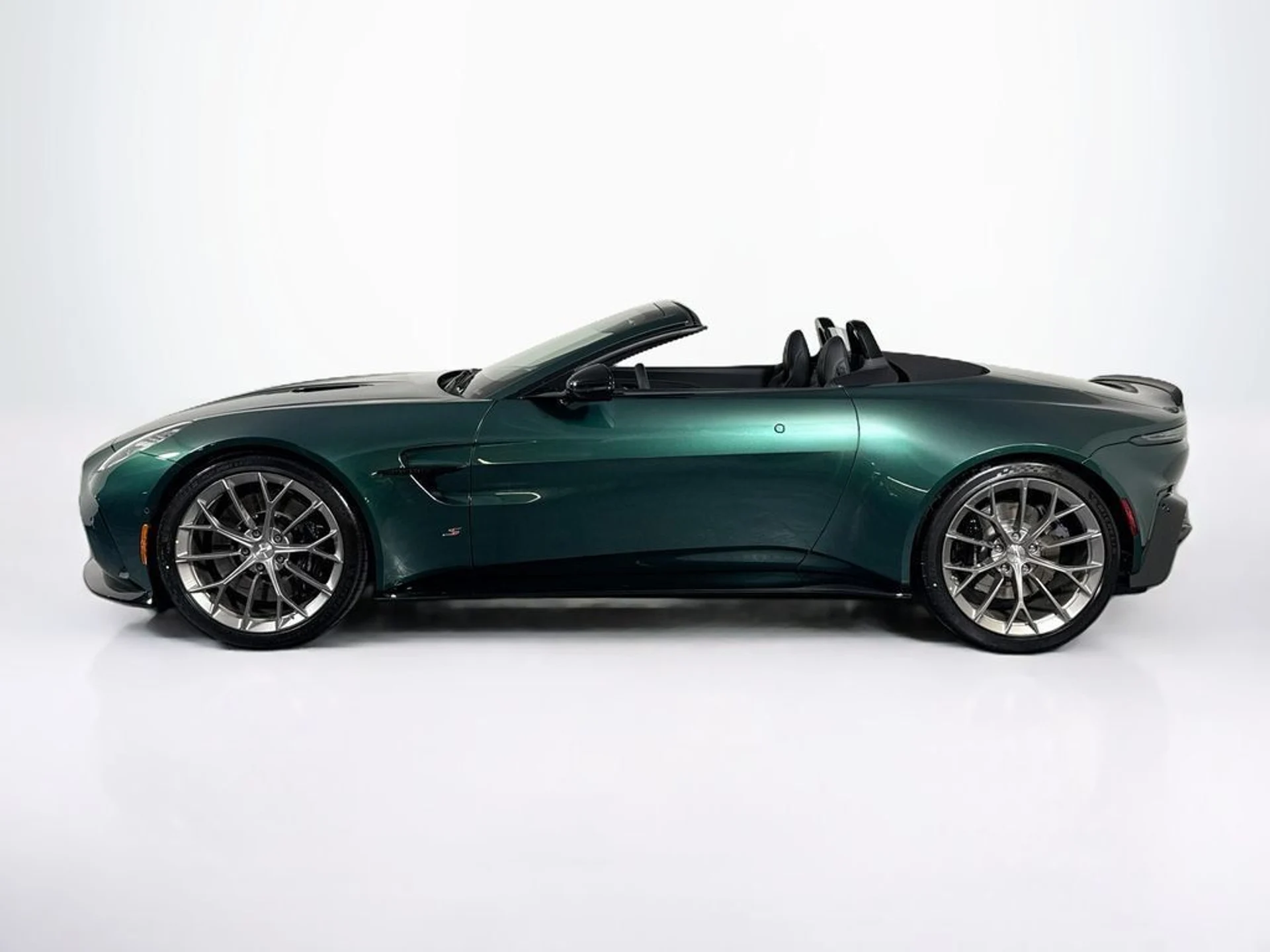 mph001_1435364156_new_2026_aston_martin_vantage_sroadster_11350_23064994_2_1024_721bee50b1
