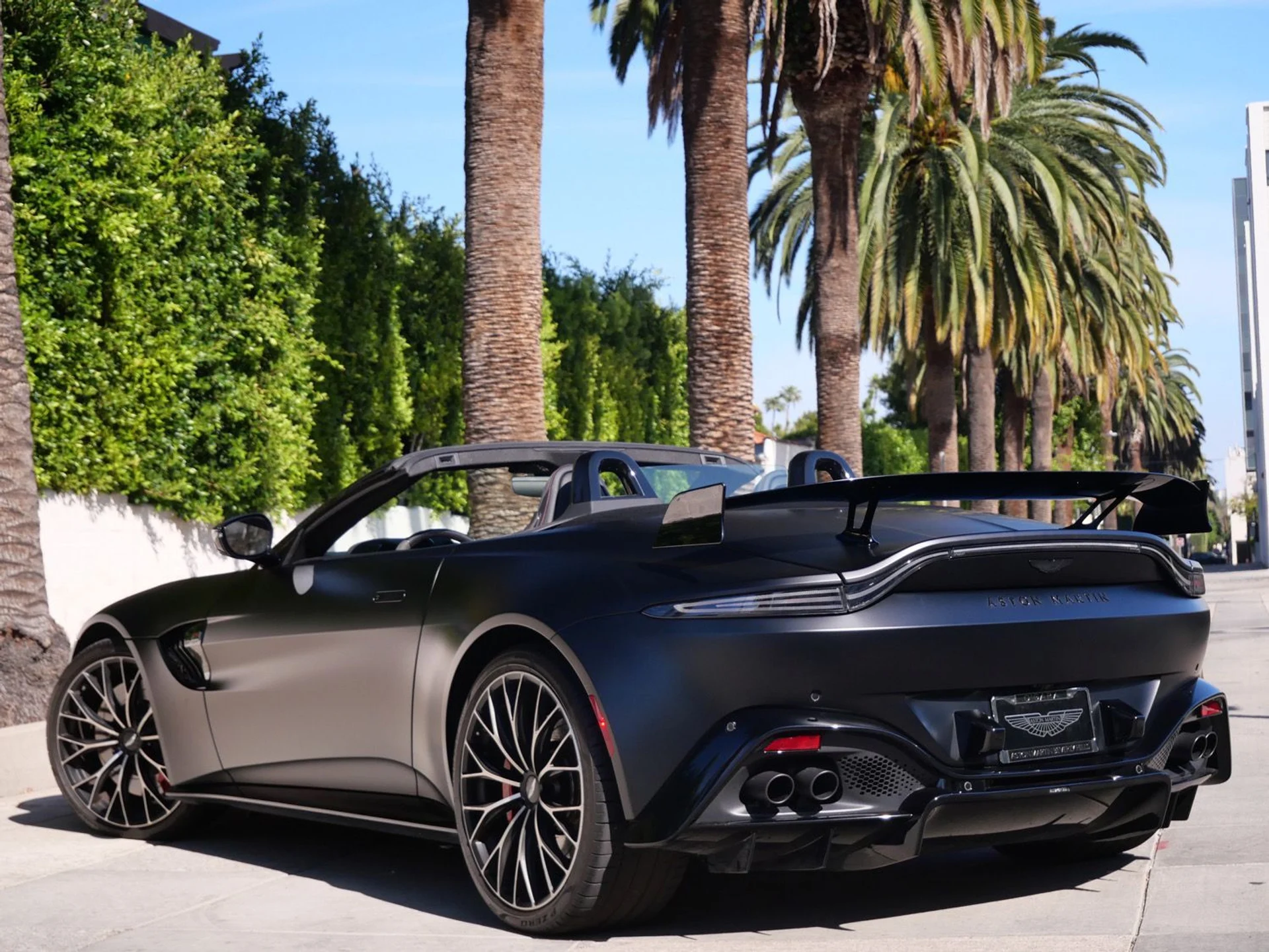 mph001_143939157_7d76cf6b89f856e9c231b2568c941f9cx_755f8a9b11