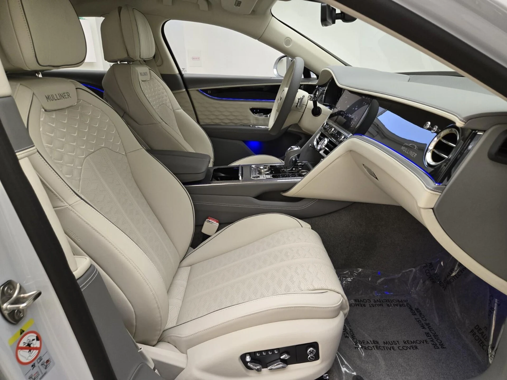 mph001_1439882467_Used_2025_Bentley_Flying_Spur_Speed_1760420741_2788c40bf7