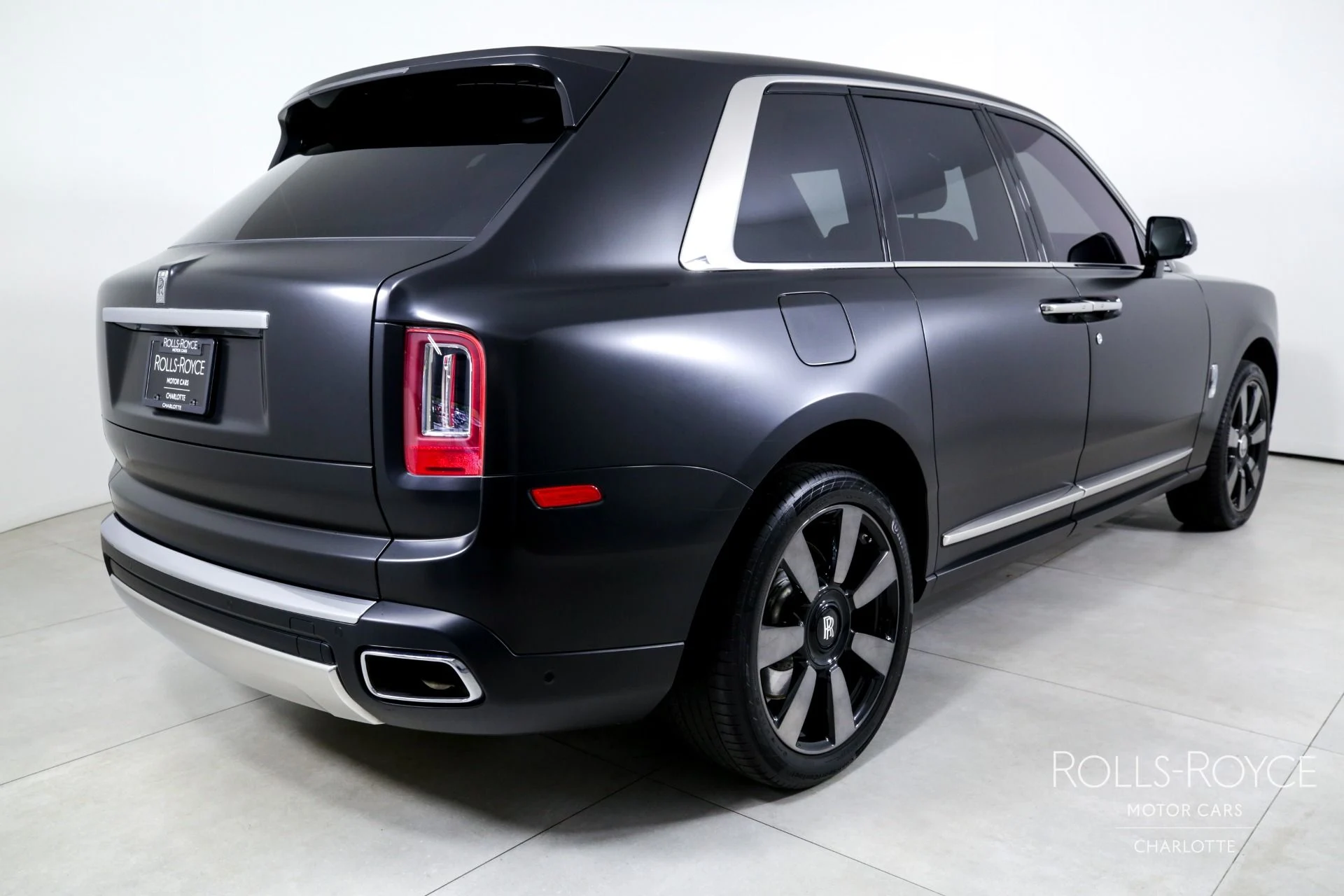 mph001_144609415_Used_2023_Rolls_Royce_Cullinan_1749155618_f648913be7