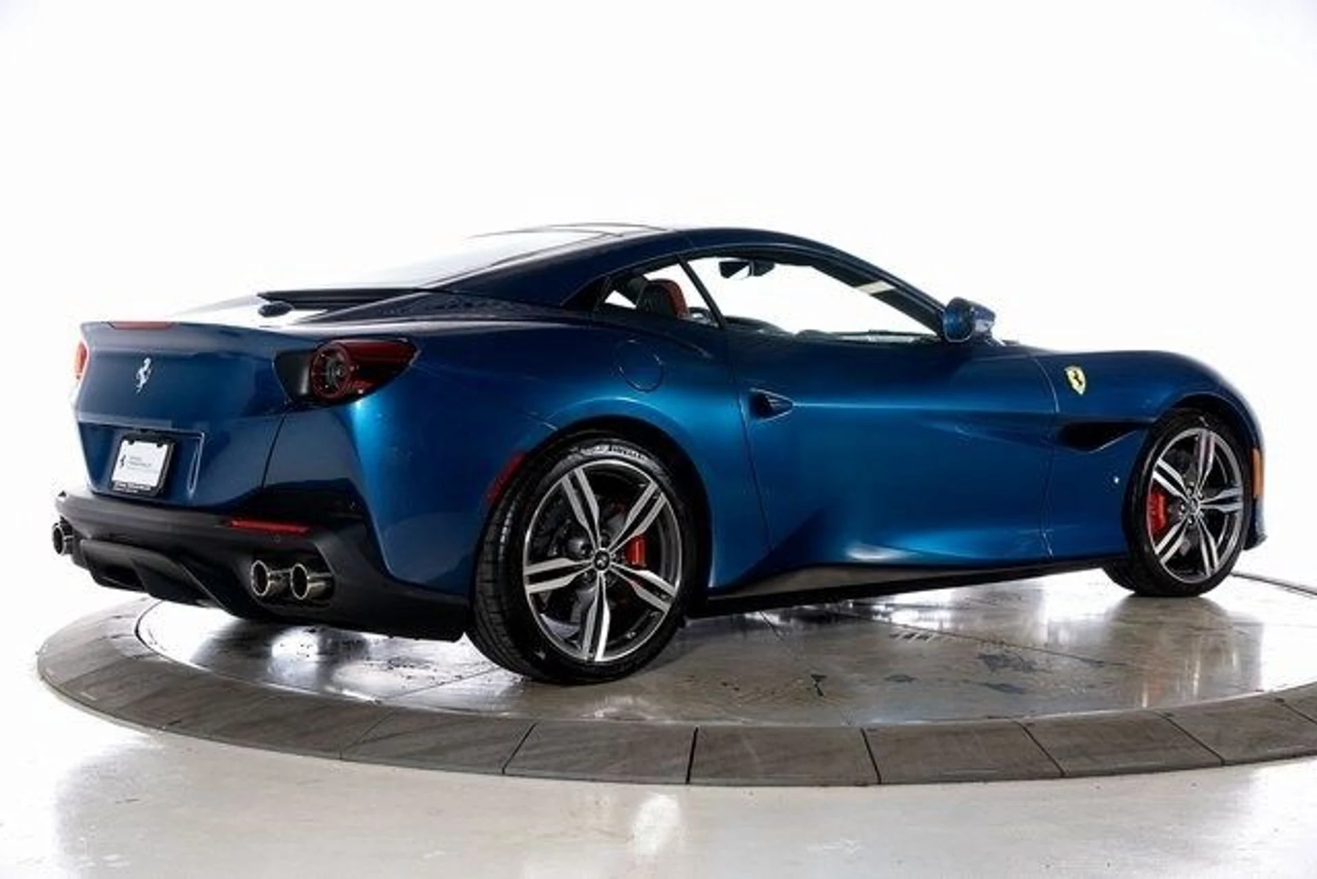 mph001_144704831_35f8f8d84b2239c76f5fbbb517b1e8ebx_cf8412487c