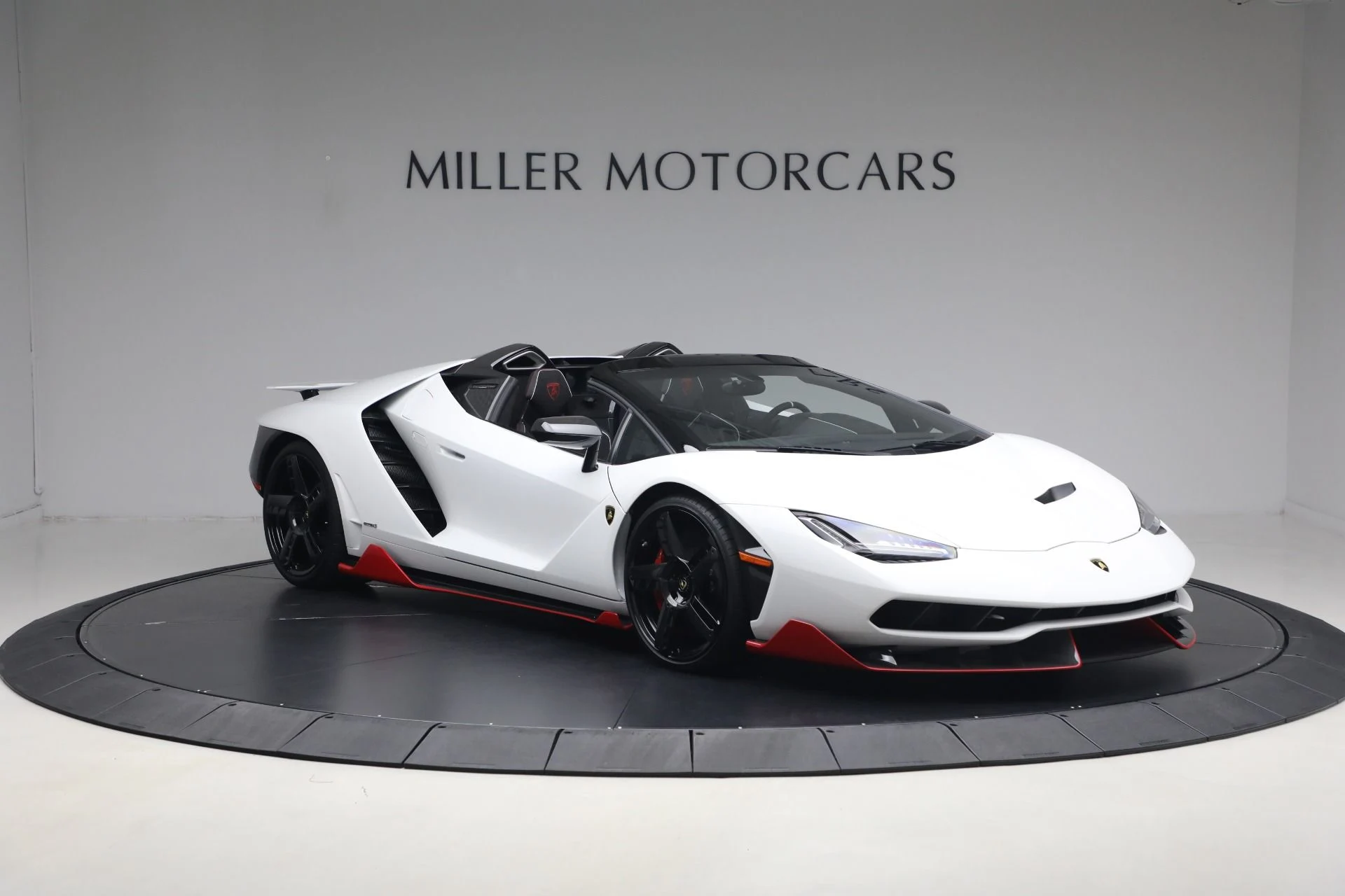 mph001_1455459670_Used_2017_Lamborghini_Centenario_Roadster_1778176880_2613c8aa2b