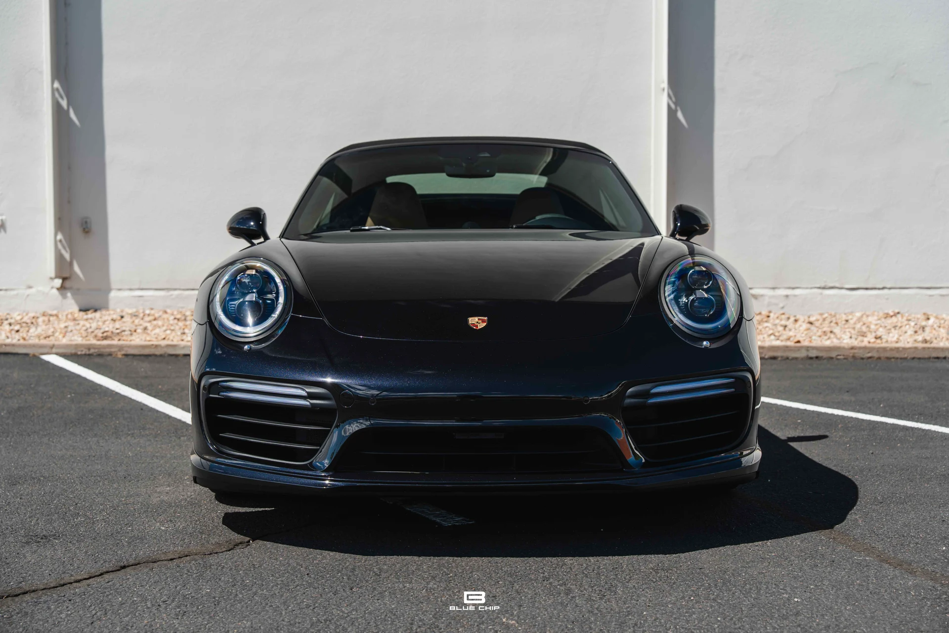 mph001_1459581105_6a2c27db754687adc0e694a3_2017_Porsche_911_Turbo_02_a1171ef28d