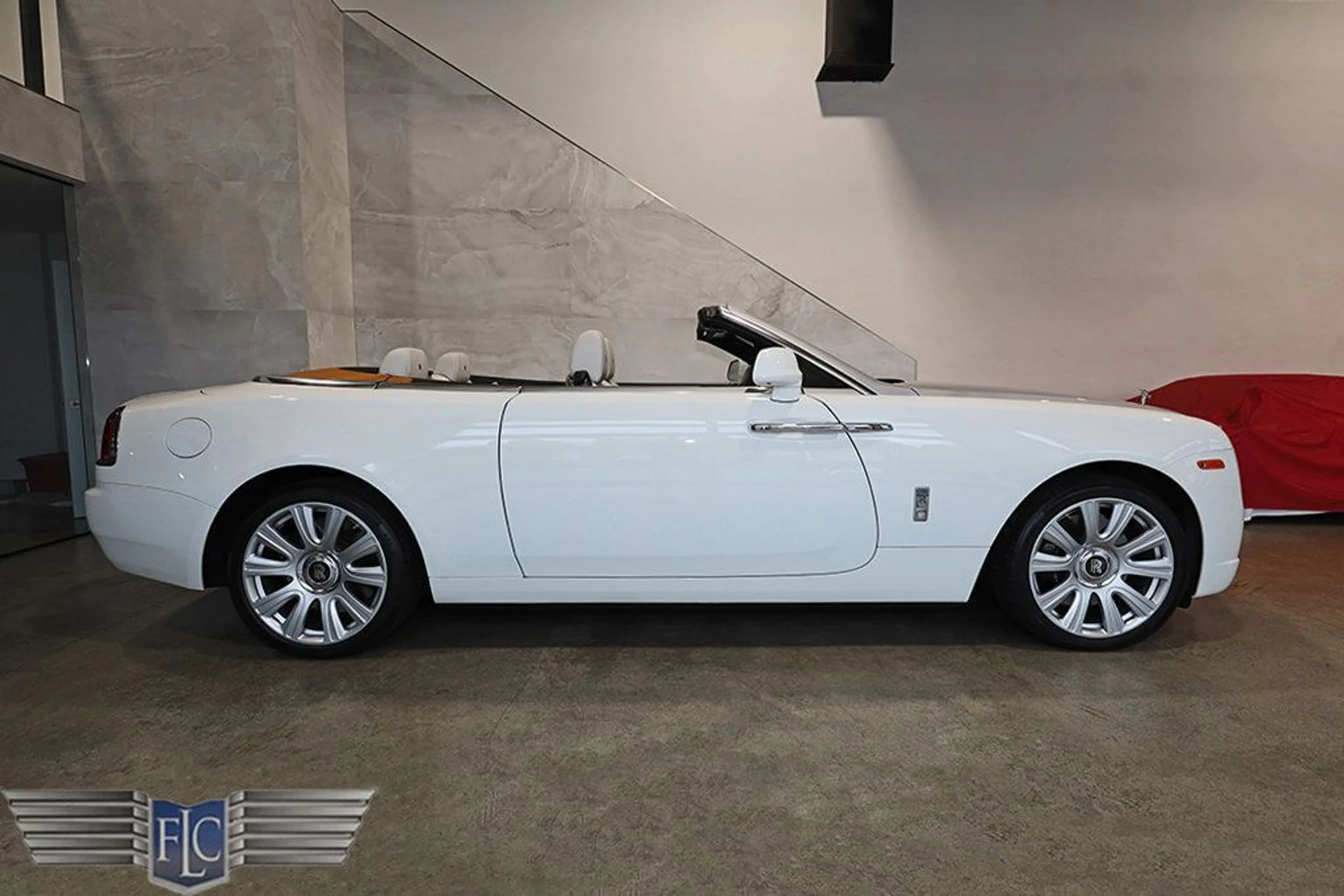 mph001_1472618683_used_2017_rolls_royce_dawn_convertible_9689_23039198_2_1024_43e4cdd6db