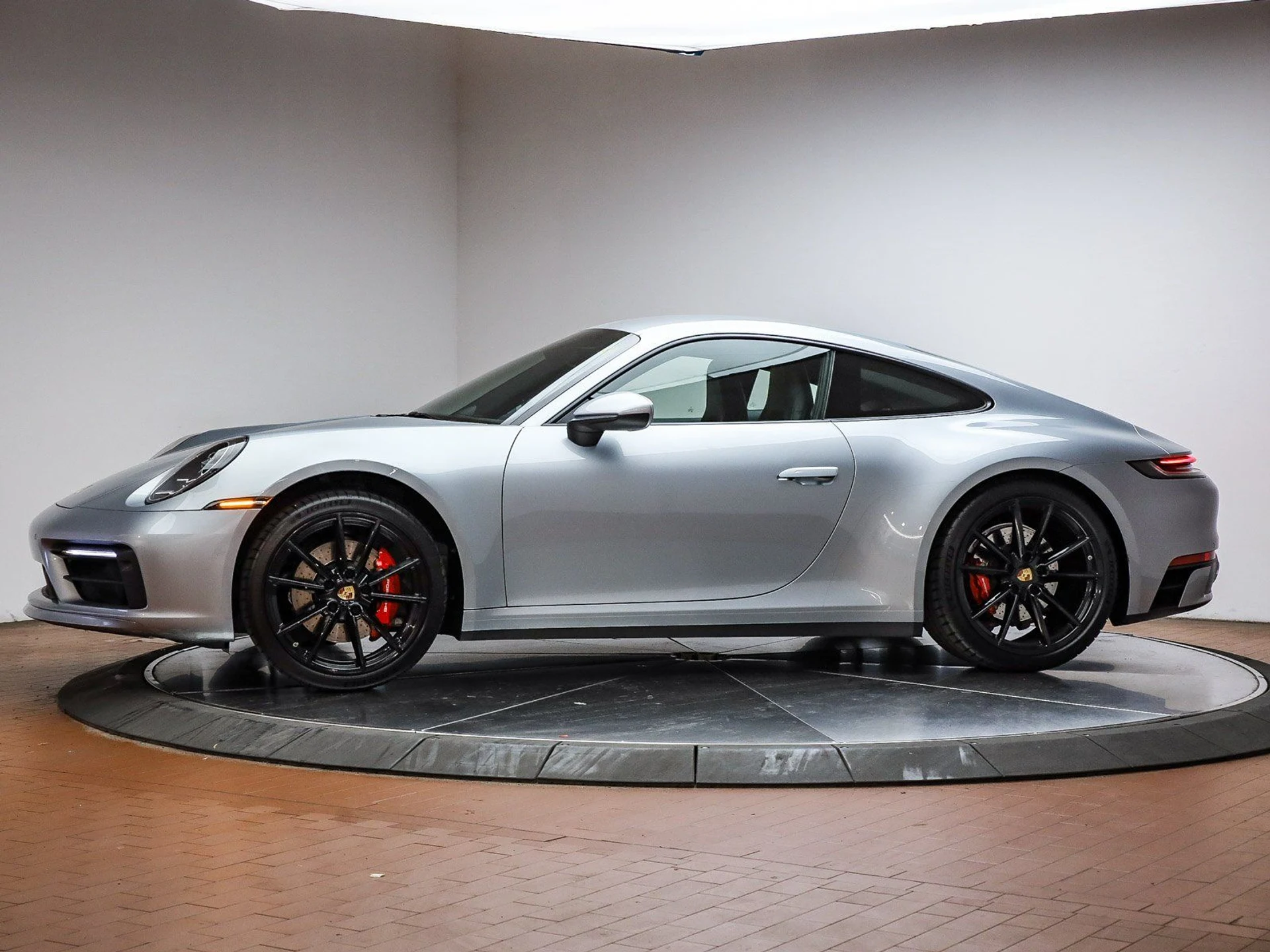 mph001_147436879_614024a163673b6ae5203ba166c7b1edx_19d8e29dde