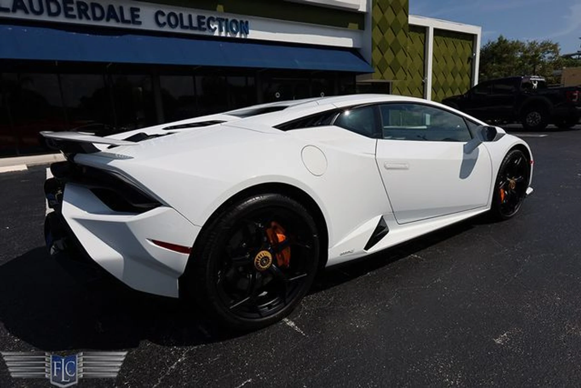 mph001_1502905553_used_2023_lamborghini_huracan_tecnica_coupe_6305_23081999_6_640_dd1b891c33