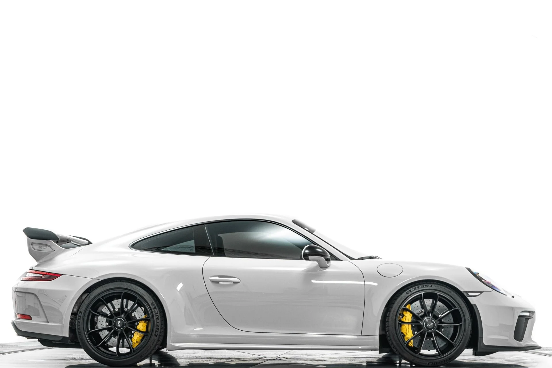 mph001_1522911351_Used_2019_Porsche_911_GT_3_6_Speed_Manual_Carbon_Buckets_Extended_Leather_1779893213_c2f81e7468