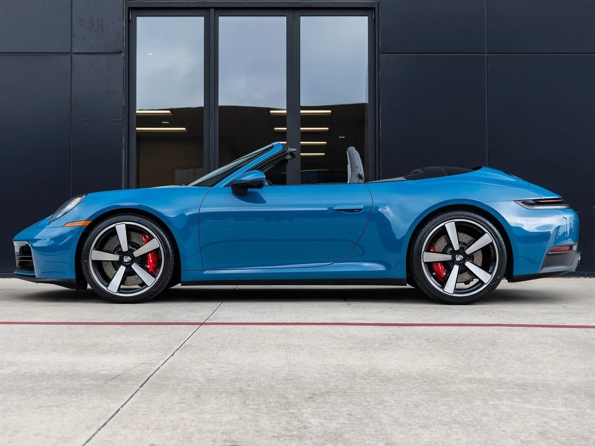 mph001_1529589034_2_5c3ef6f47f