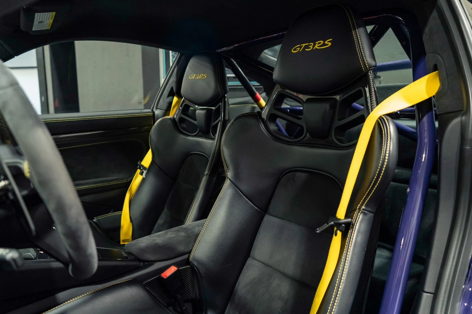 mph001_1532491269_Used_2016_Porsche_911_GT_3_RS_1772644553_3fe8e4baa0