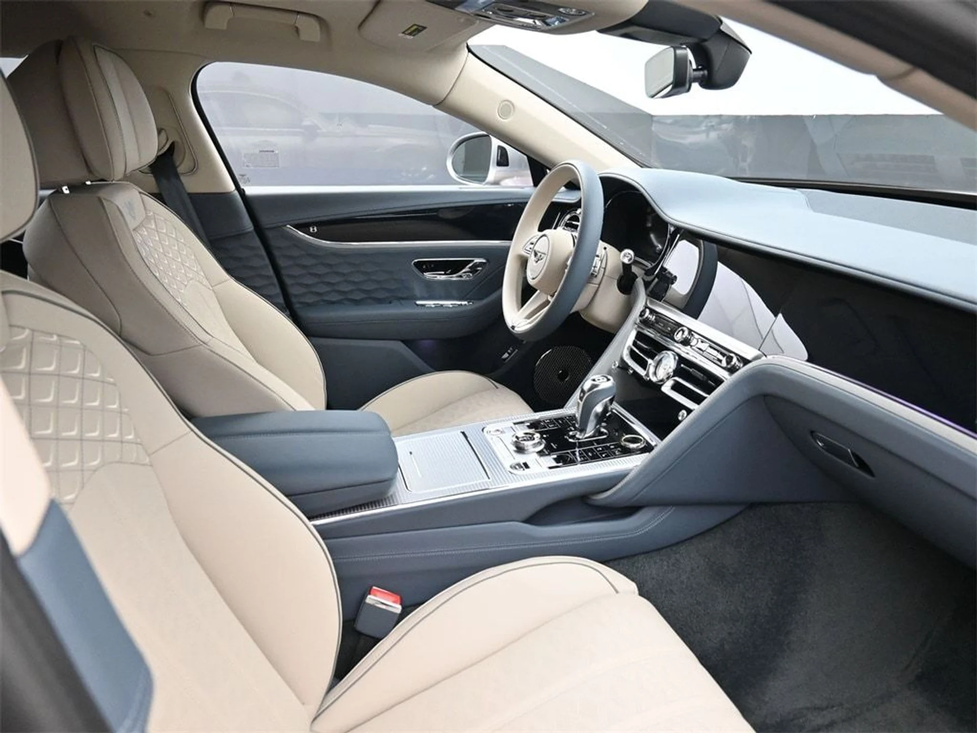 mph001_1540621336_ae2a45f1371371d7dd17efdb9fd63844x_dff023080d