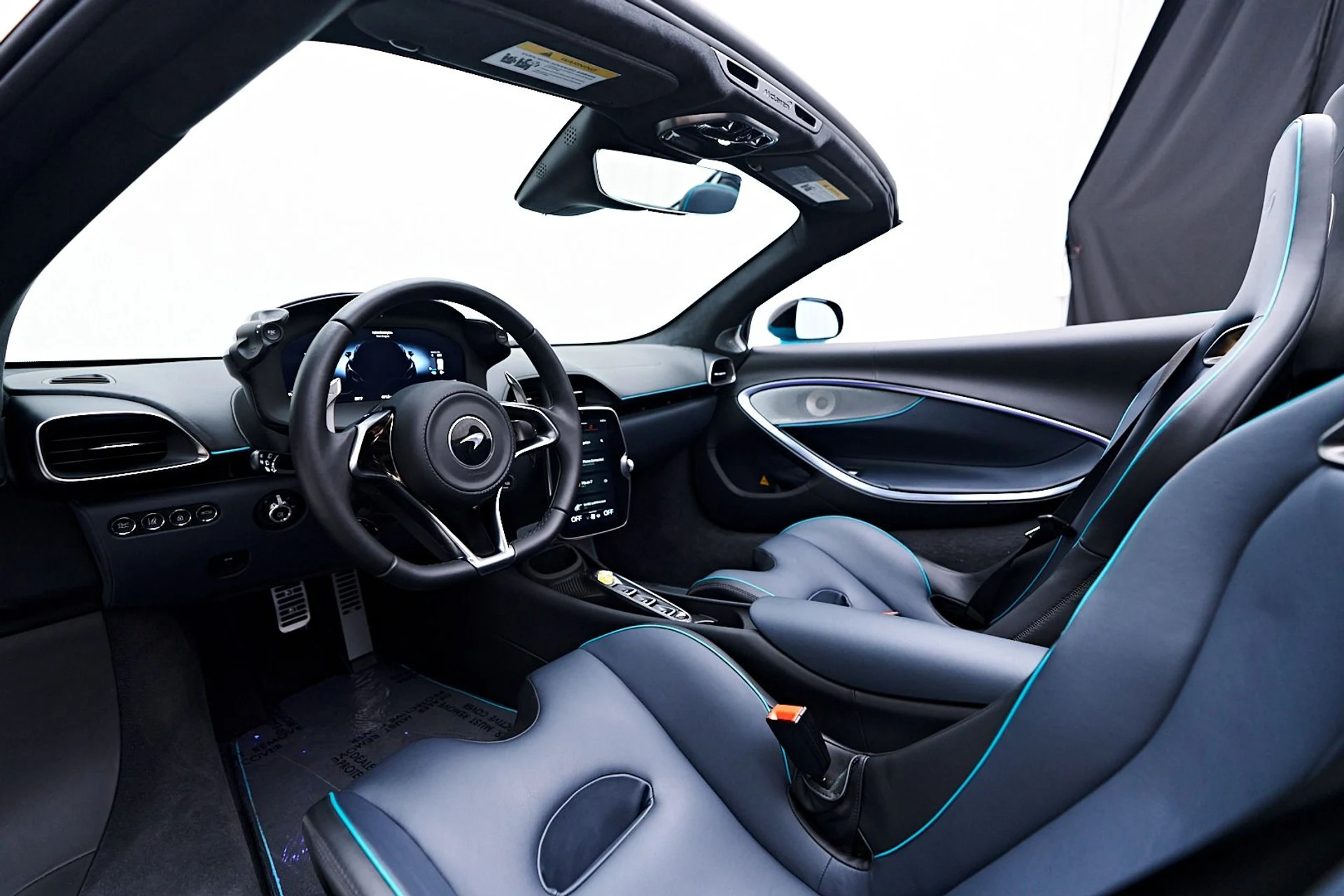 mph001_1551668666_Used_2025_Mc_Laren_Artura_Tech_Lux_1745015350_56c78af52e