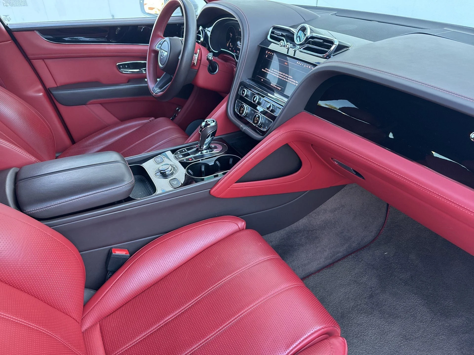 mph001_1556418530_342bdb9ba1484a2881ff63a4c9b4e490_7c745e24c8