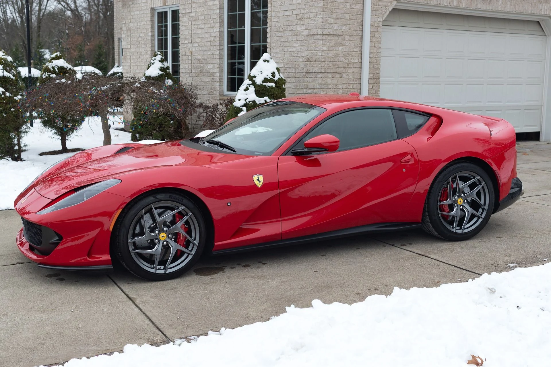 mph001_1565317178_Used_2020_Ferrari_812_Superfast_1765217828_c72738a9c2