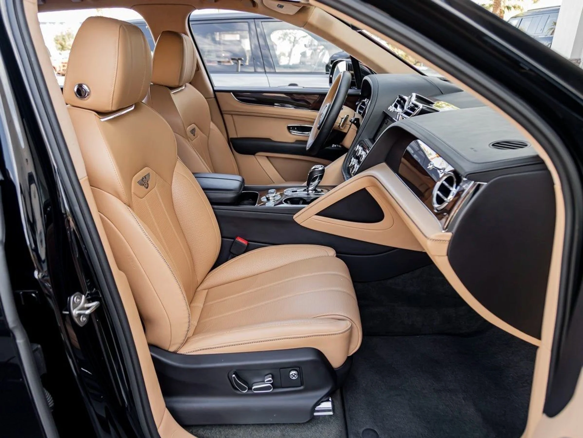 mph001_1566216179_2_02fb4c8f90