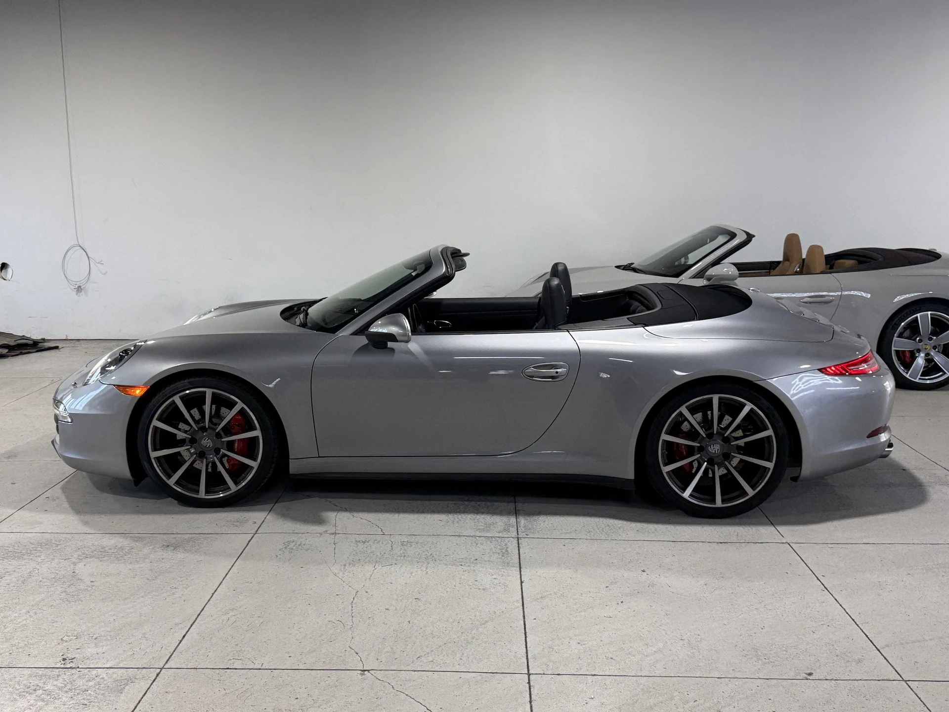 mph001_1570054197_0c71d07bdd96ea51278d99d2c13ac1f3x_4d110241a5