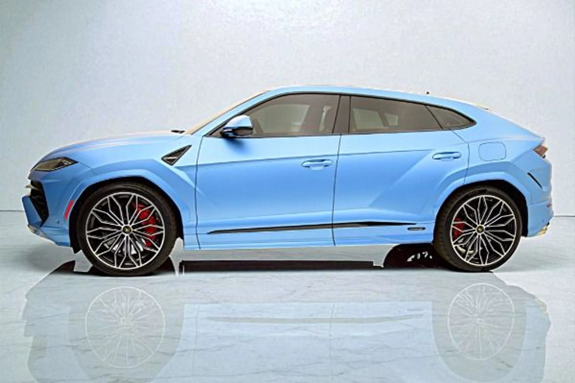 mph001_1570111142_Used_2025_Lamborghini_Urus_SE_8ad463a490
