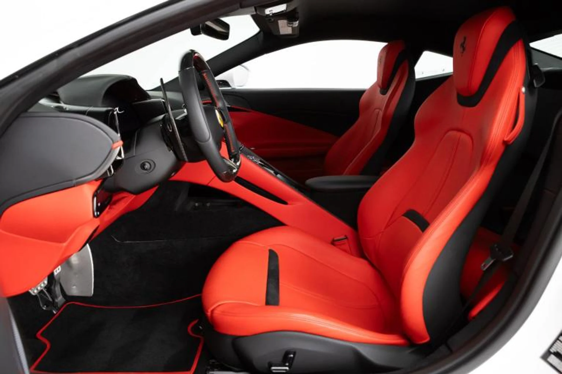 mph001_1570466876_Used_2024_Ferrari_Roma_1772563758_5e21221ebc