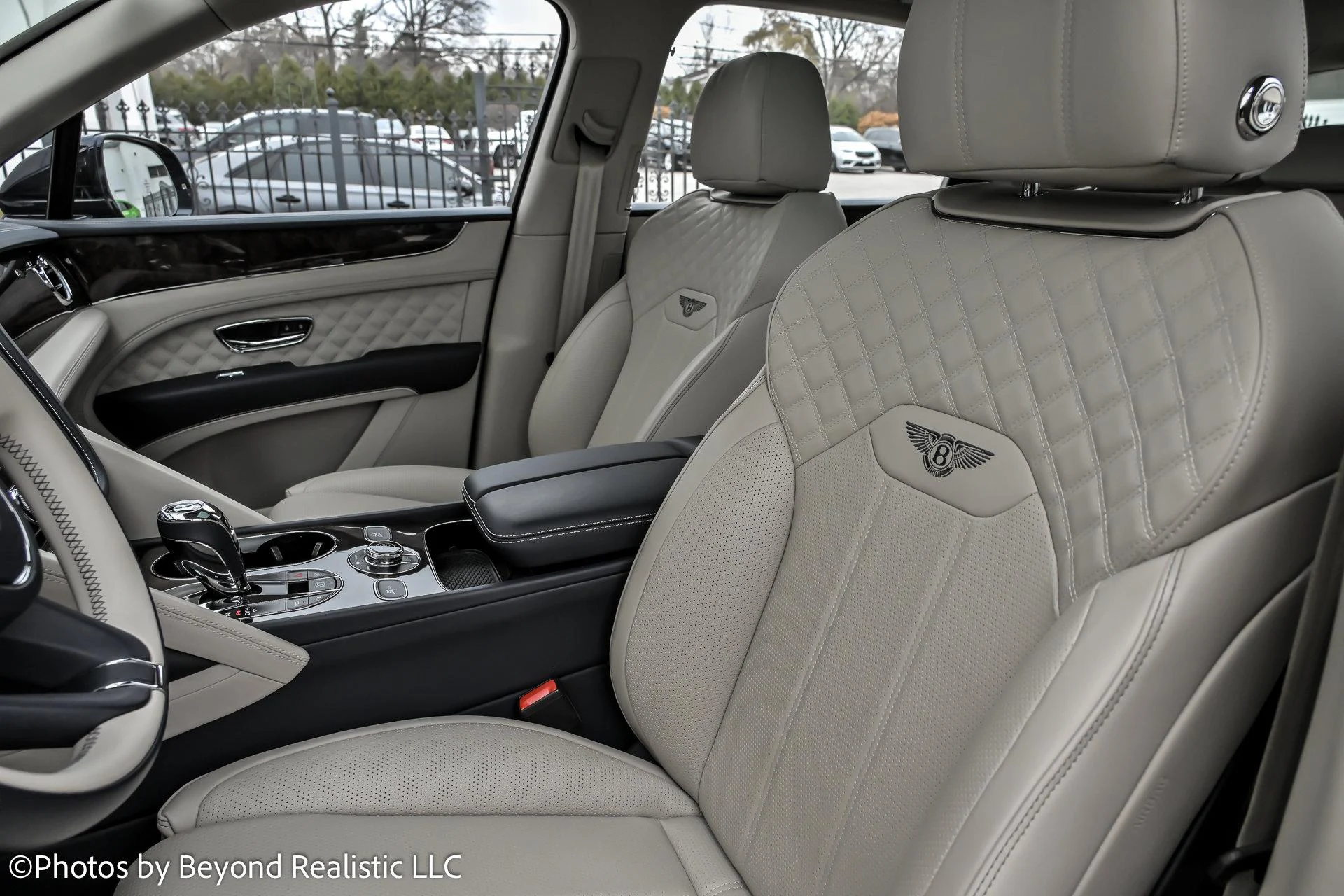 mph001_1571590673_Used_2022_Bentley_Bentayga_V8_Mulliner_Driving_Specification_1765012898_725e151d3f