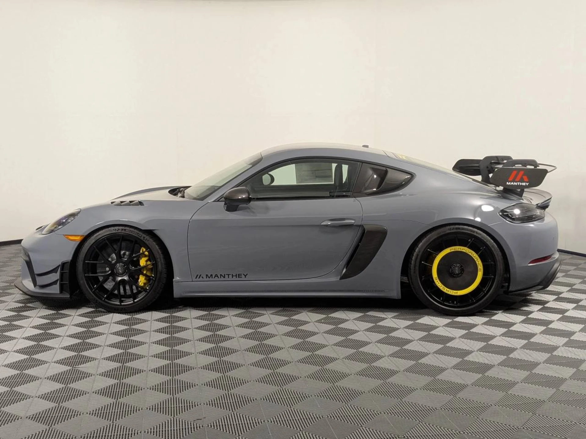 mph001_1575463988_1280_7f5d4f9d8f