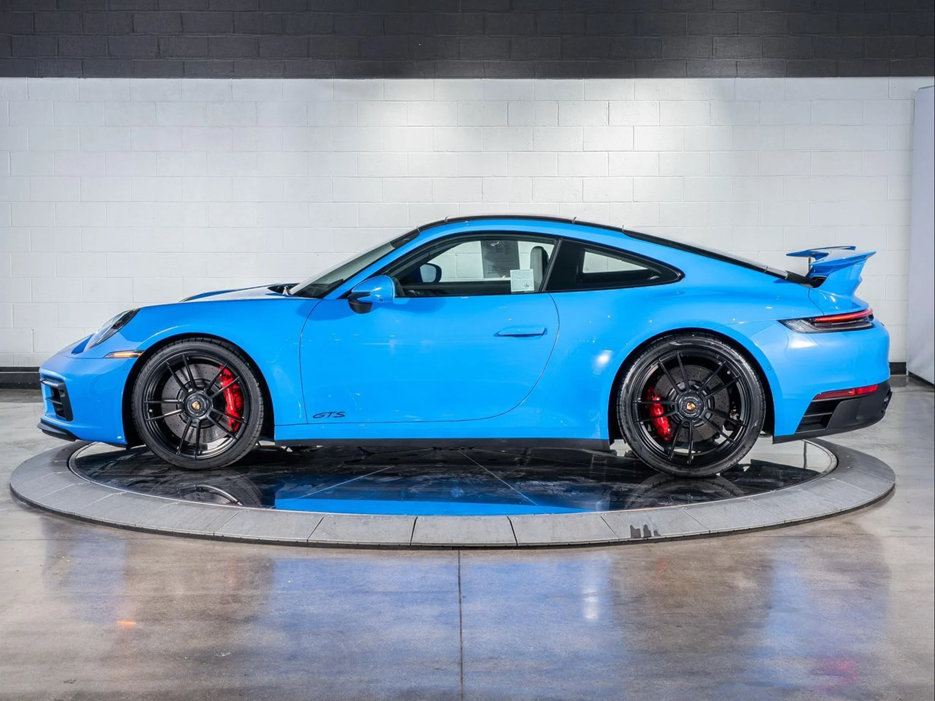 mph001_1576083054_e07fe0fc0e8297d41b1aeb3f1521cd47_2adba52119