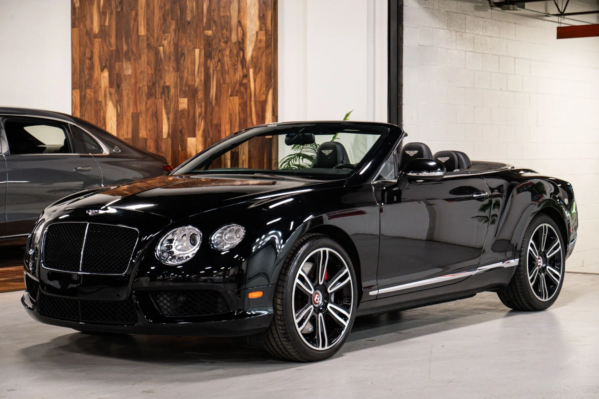 mph001_1585978269_Used_2014_Bentley_Continental_GTC_GT_V8_Convertible_1748380779_86ab91fd25