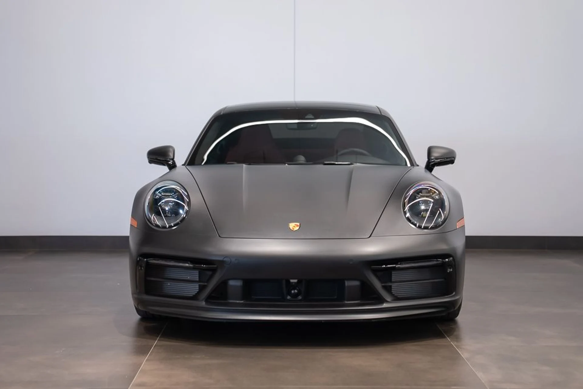 mph001_1586049191_porsche_911_2024_4f20da1ff8