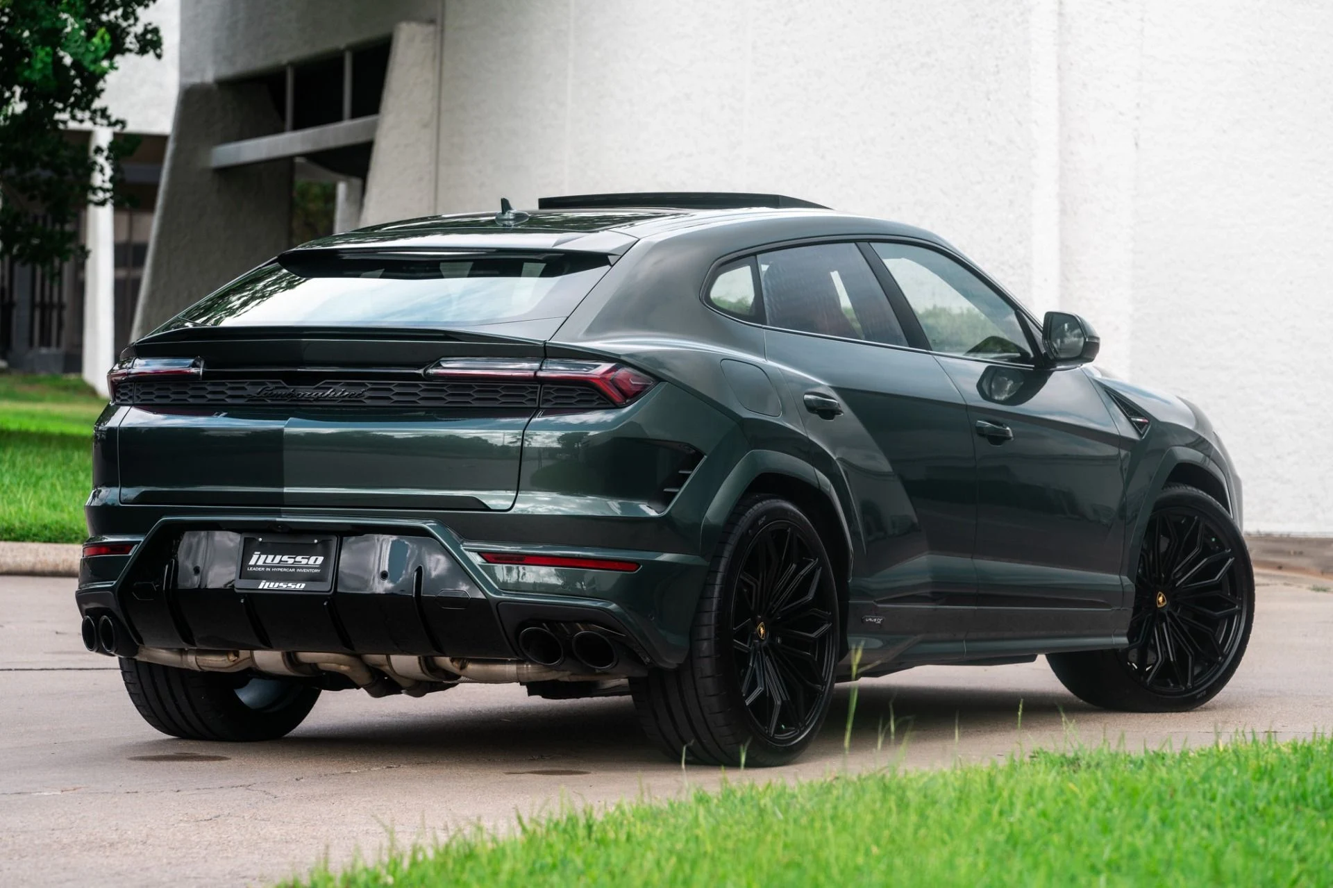 mph001_1593398214_Used_2025_Lamborghini_Urus_SE_1758739816_88fed9b735