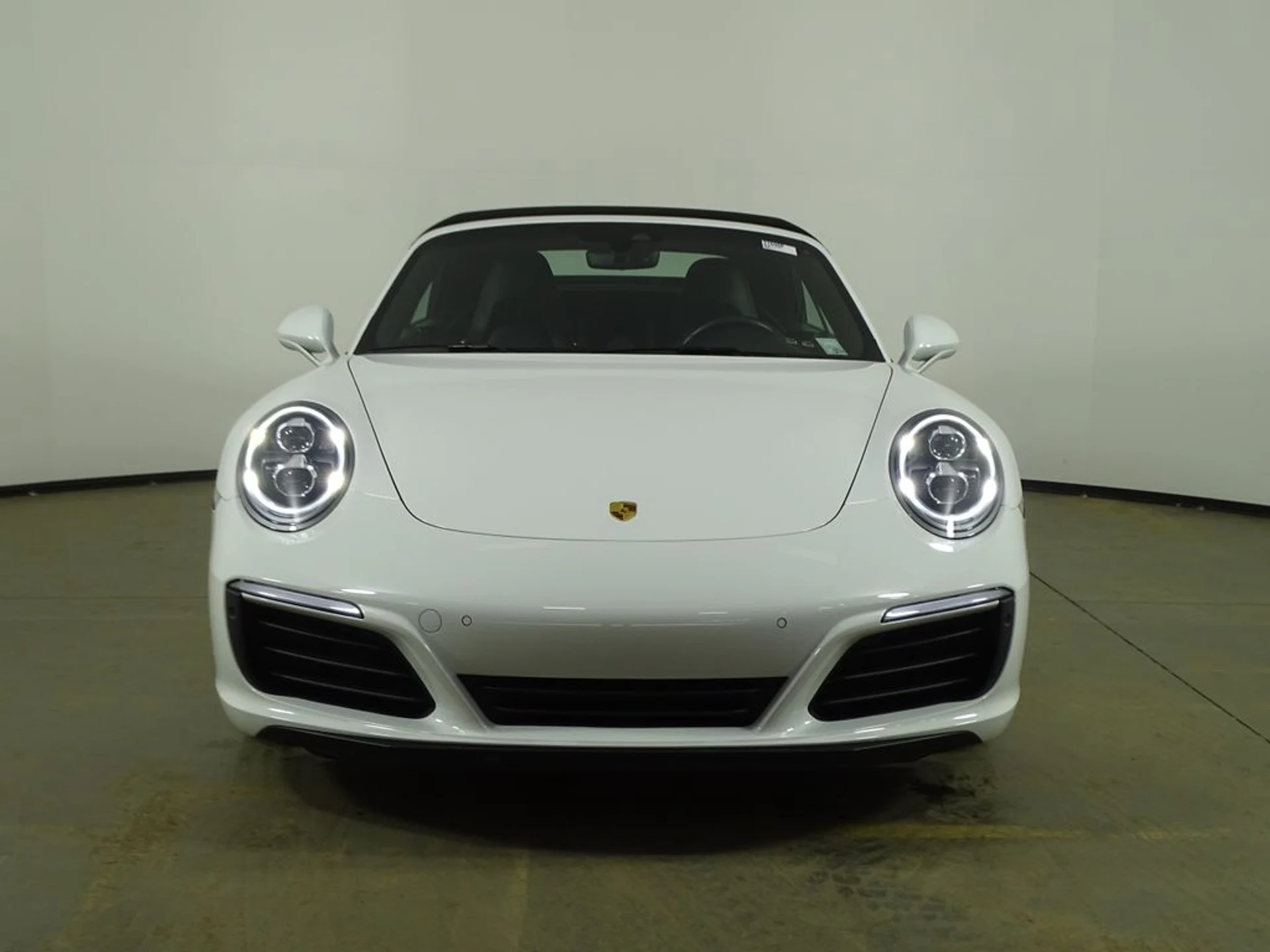 mph001_1600371444_05745fb83262d5745f1377780b246880x_f4475bb786