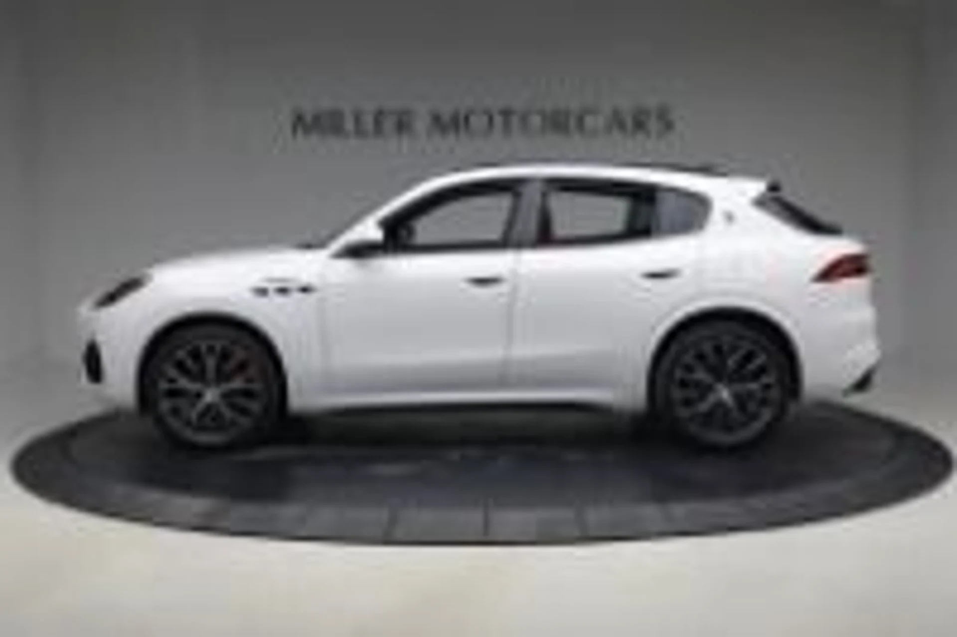 mph001_1607375651_New_2026_Maserati_Grecale_Modena_V6_1777494779_55aaaa88ea