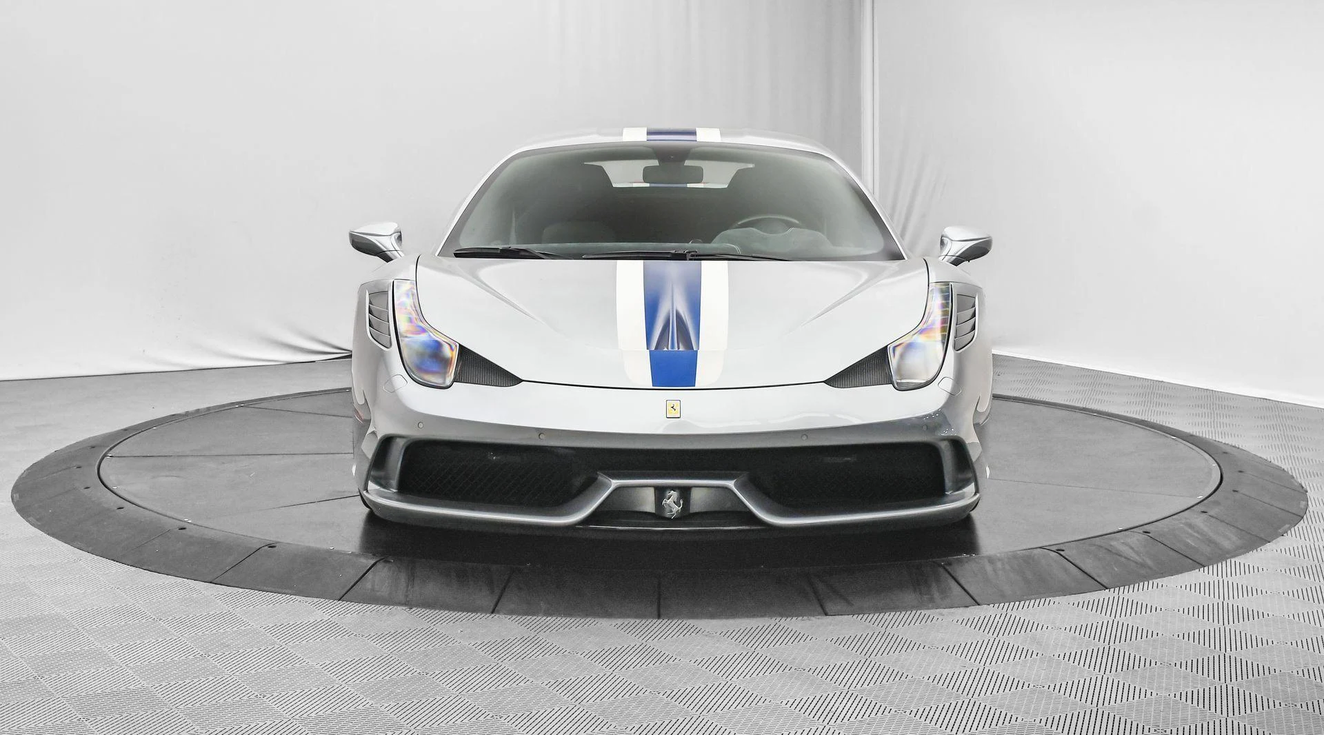 mph001_1626335890_Used_2015_Ferrari_458_Italia_Speciale_1757453370_6545d26abb