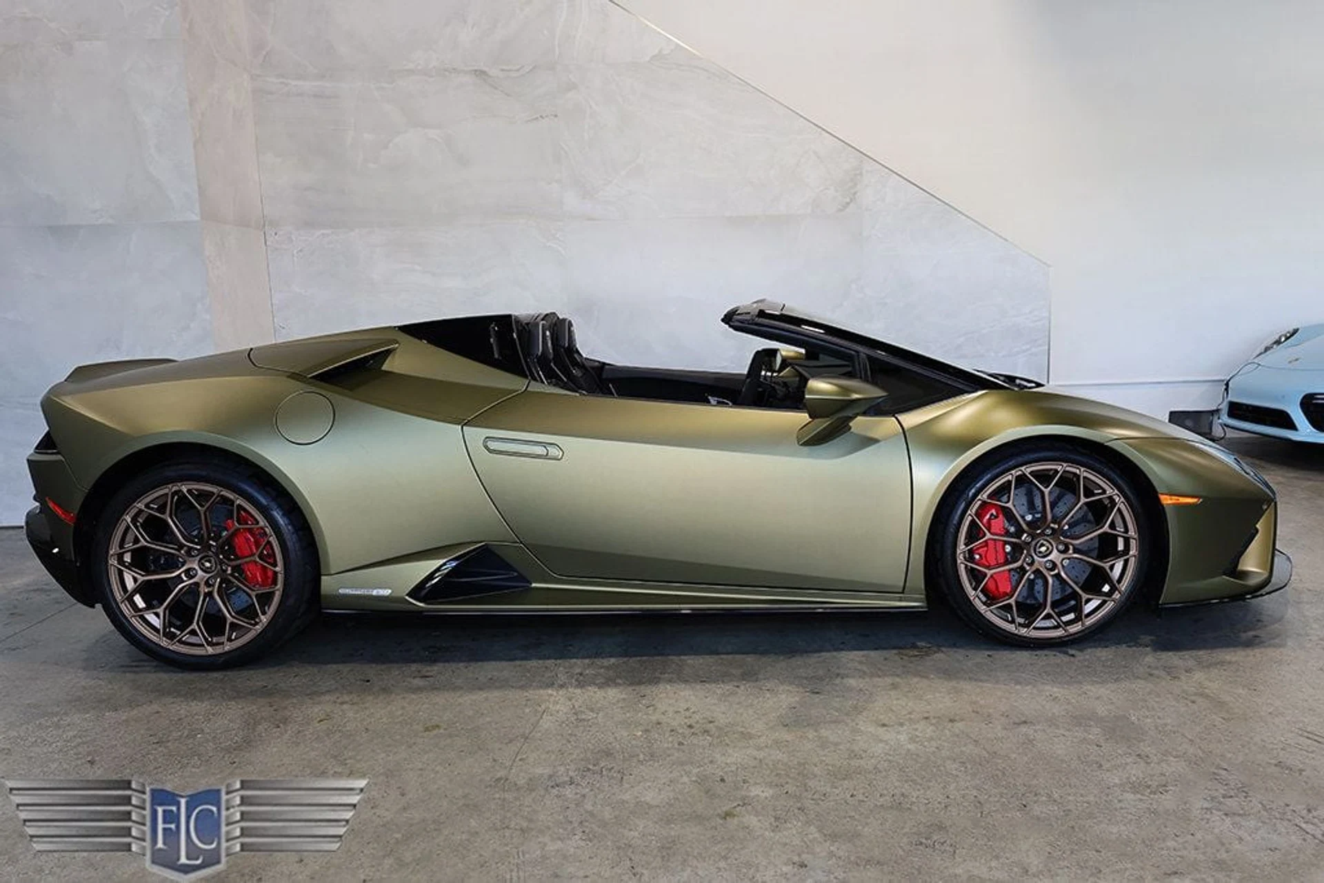 mph001_1635898746_used_2022_lamborghini_huracan_evo_spyderrwd_9689_22989823_2_1024_1f0ddf7134