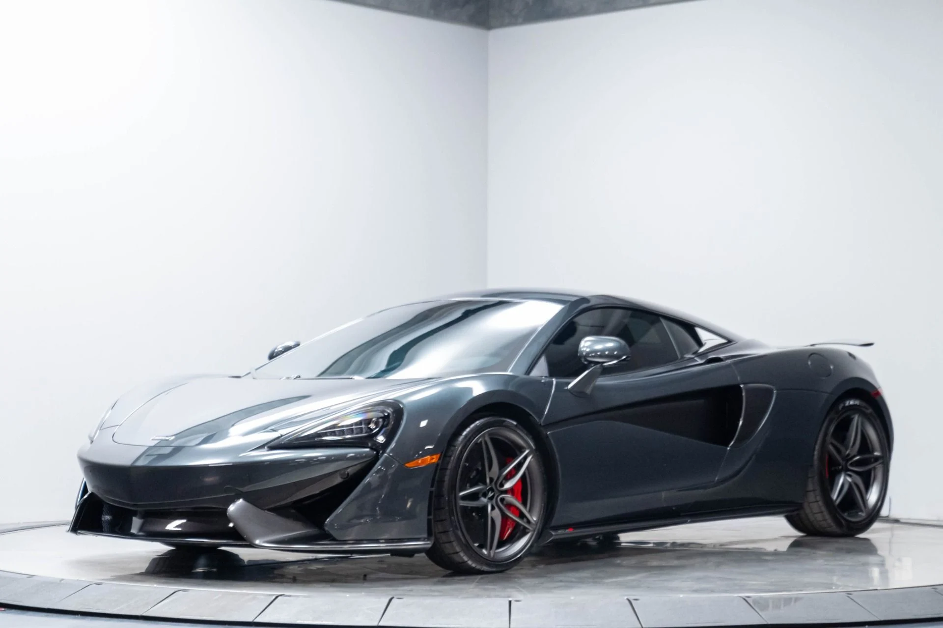 mph001_163629184_Used_2019_Mc_Laren_570_S_1783628285_ec7cb0d3b3