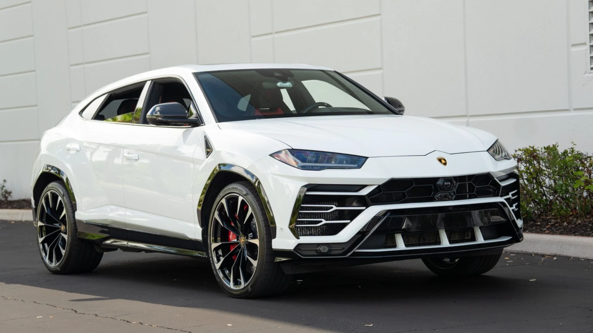 mph001_1637923128_Used_2021_Lamborghini_Urus_1754681872_254a84b566