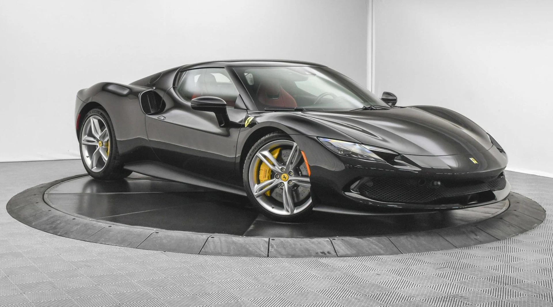 mph001_1646015862_Used_2024_Ferrari_296_GTB_in_Nero_1740646627_2e106f7041