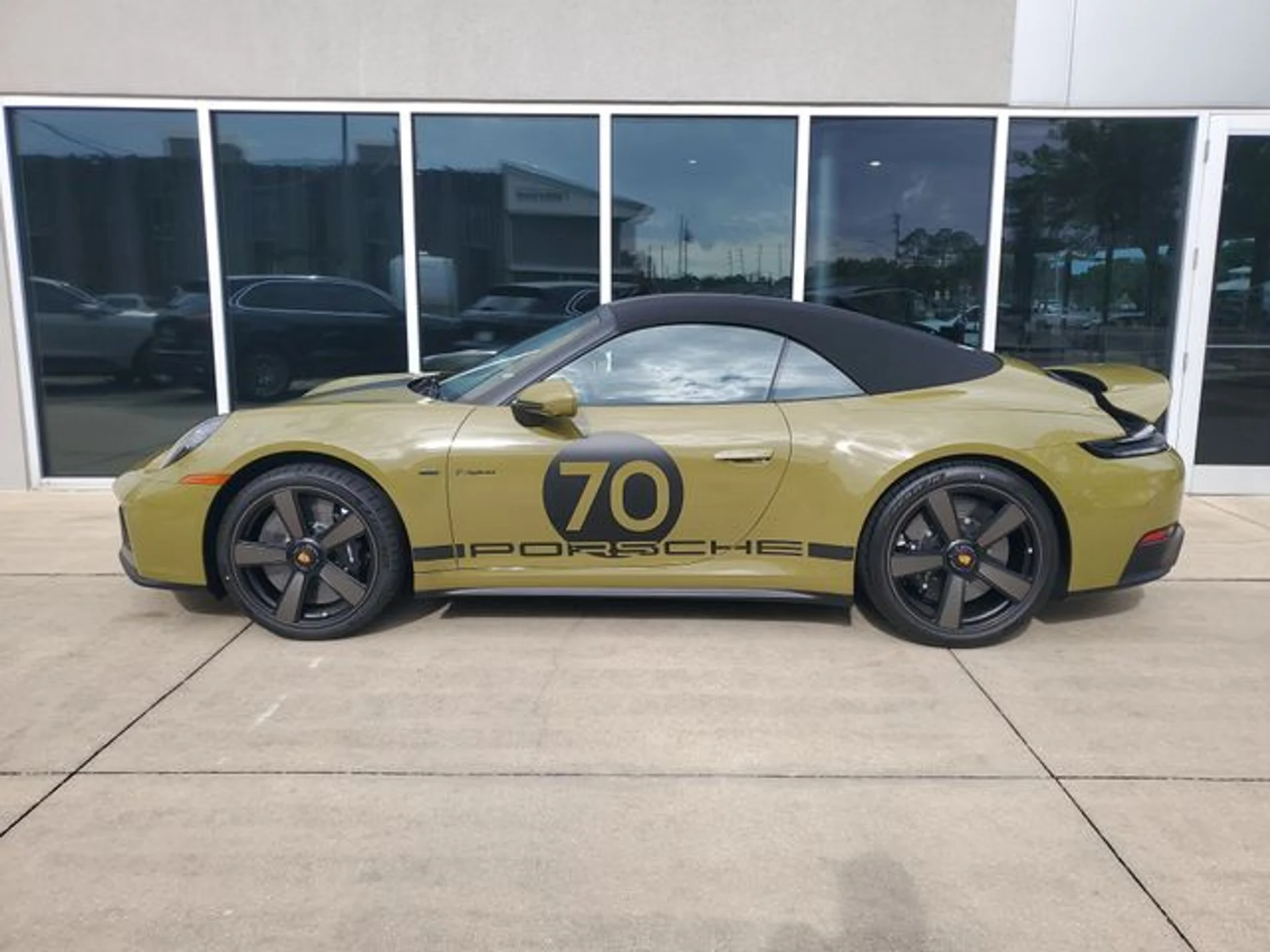 mph001_1650554044_99a51c9f3e45d503d72d114dc2f097a1x_a377e60207