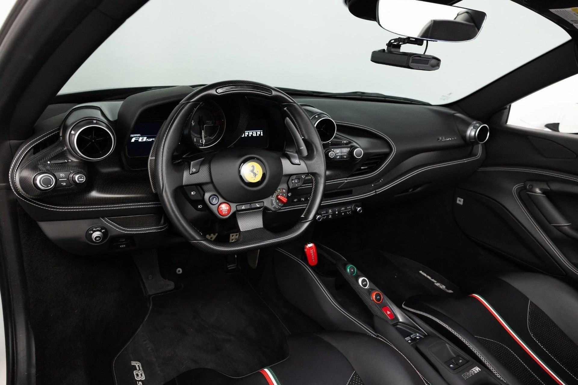 mph001_1658772069_Used_2022_Ferrari_F8_Spider_1789652671_764249eaee