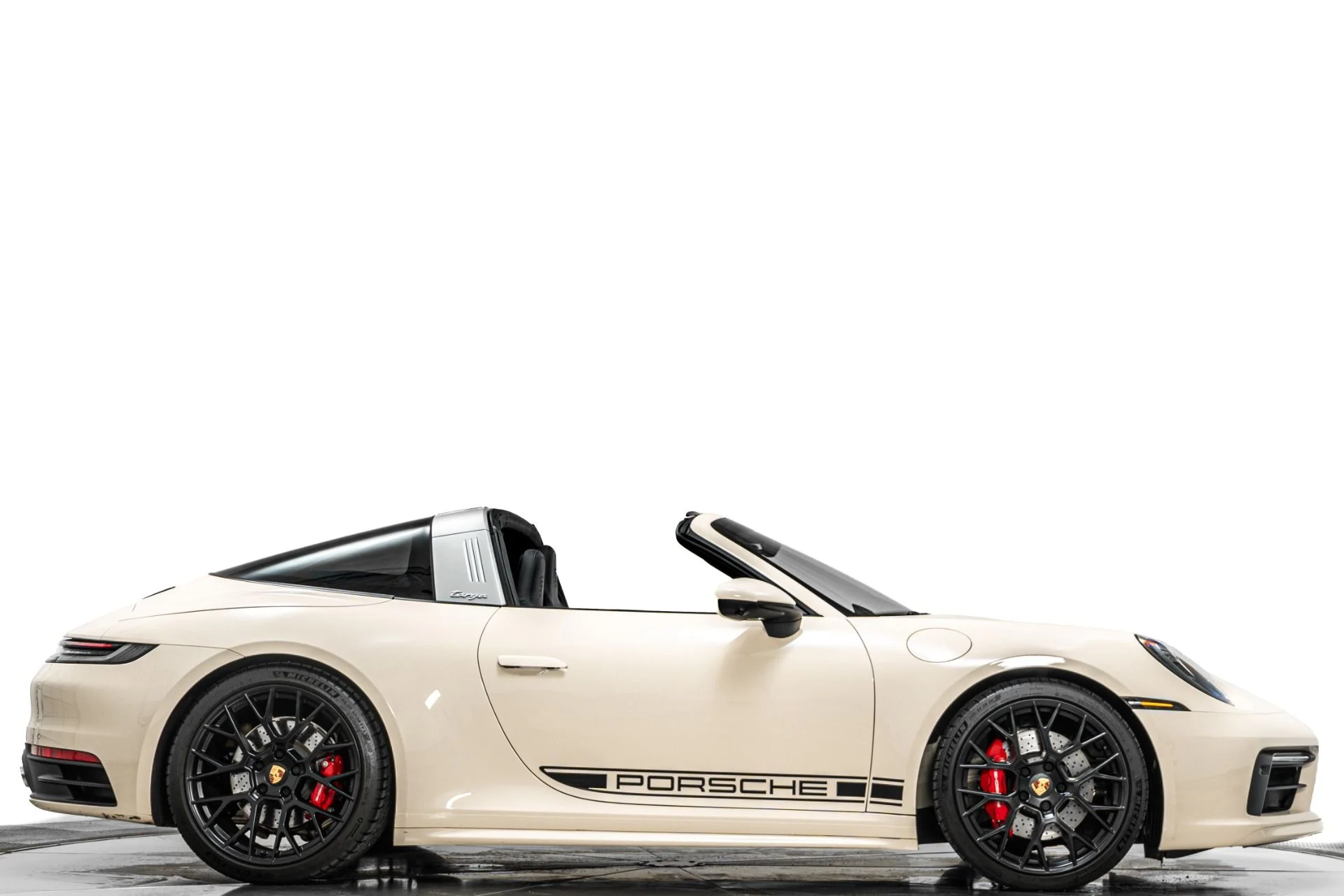 mph001_166344913_Used_2024_Porsche_911_Targa_4_S_1792178990_99047ec11d