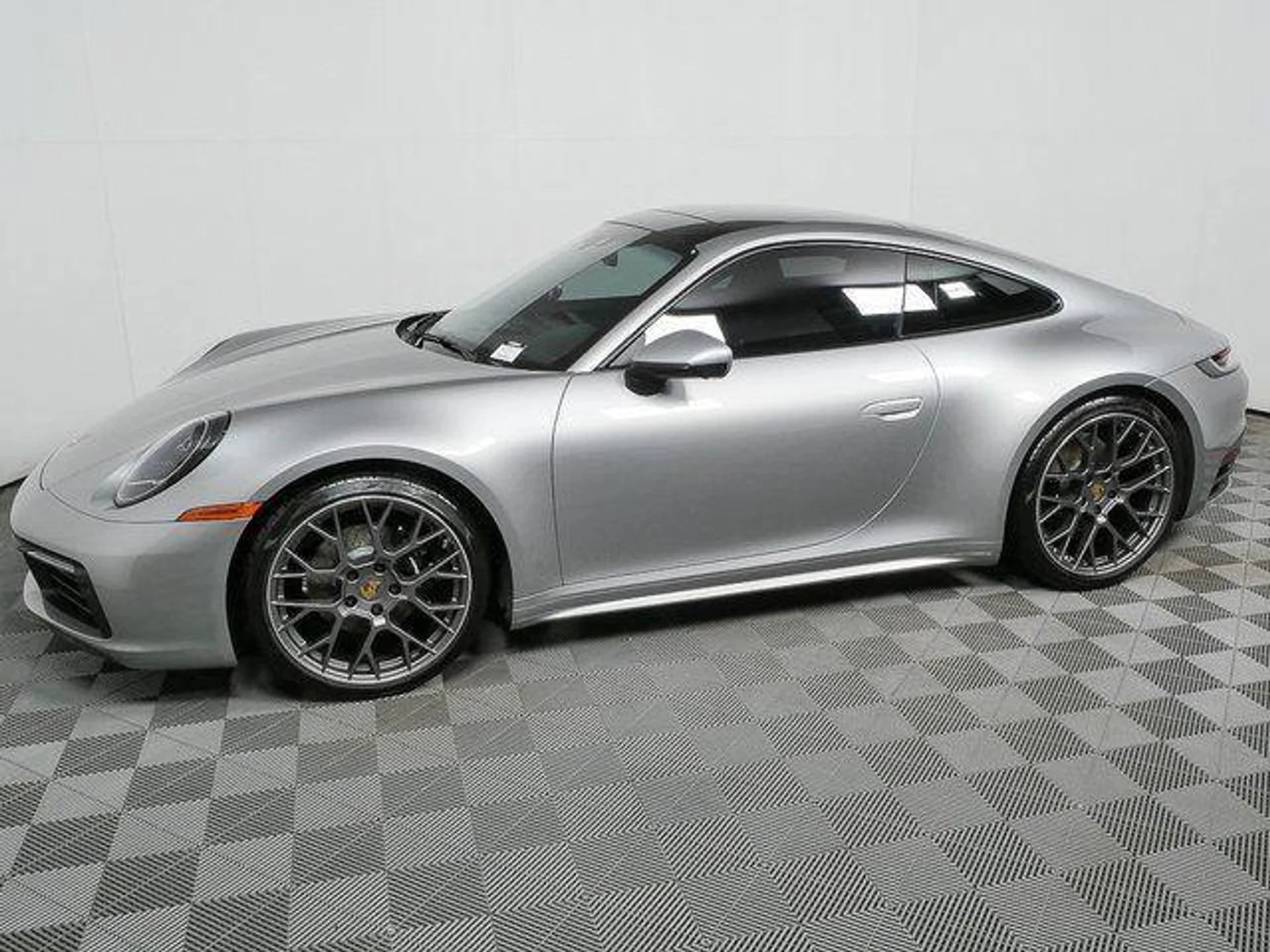 mph001_1670966471_8_DNT_9xt_QY_4_F63r_O_Tz_FY_6_F6_No_W8_M_ae7883fb73