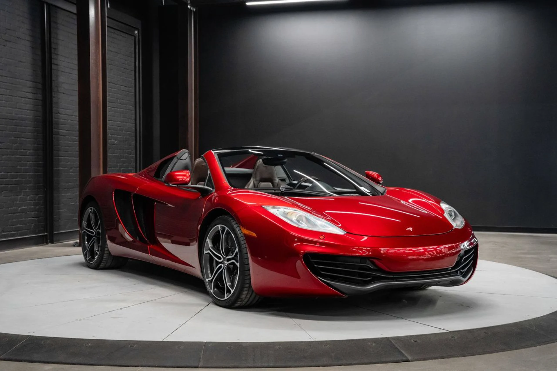 mph001_1672816030_mclaren_mp4_12c_2014_c0c7ee1e93