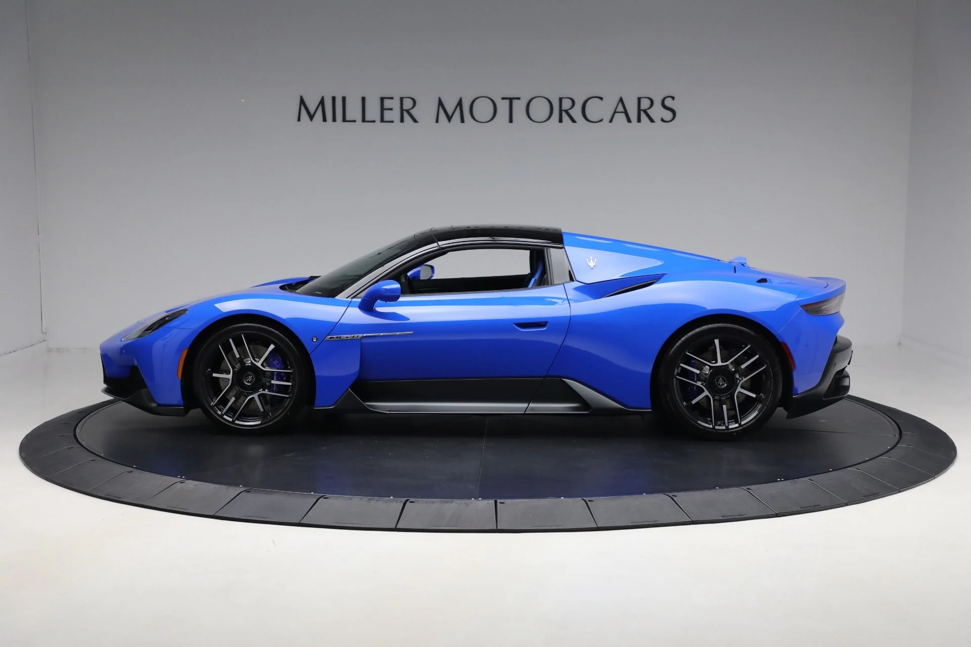 mph001_1678384865_New_2024_Maserati_MC_20_Cielo_2b78001b8f