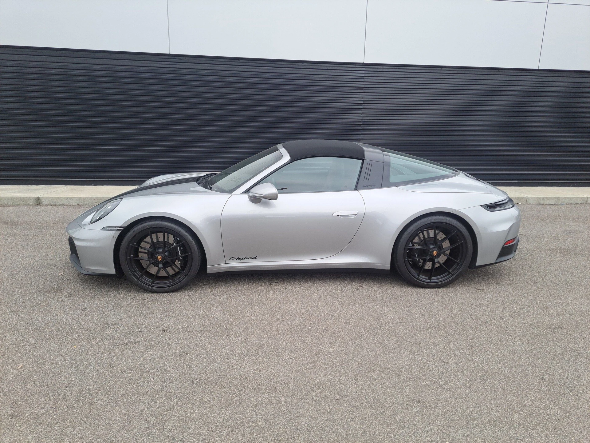 mph001_1690810243_4915b65af4cb70c5aa65982ee61269dax_3e9cf5557e