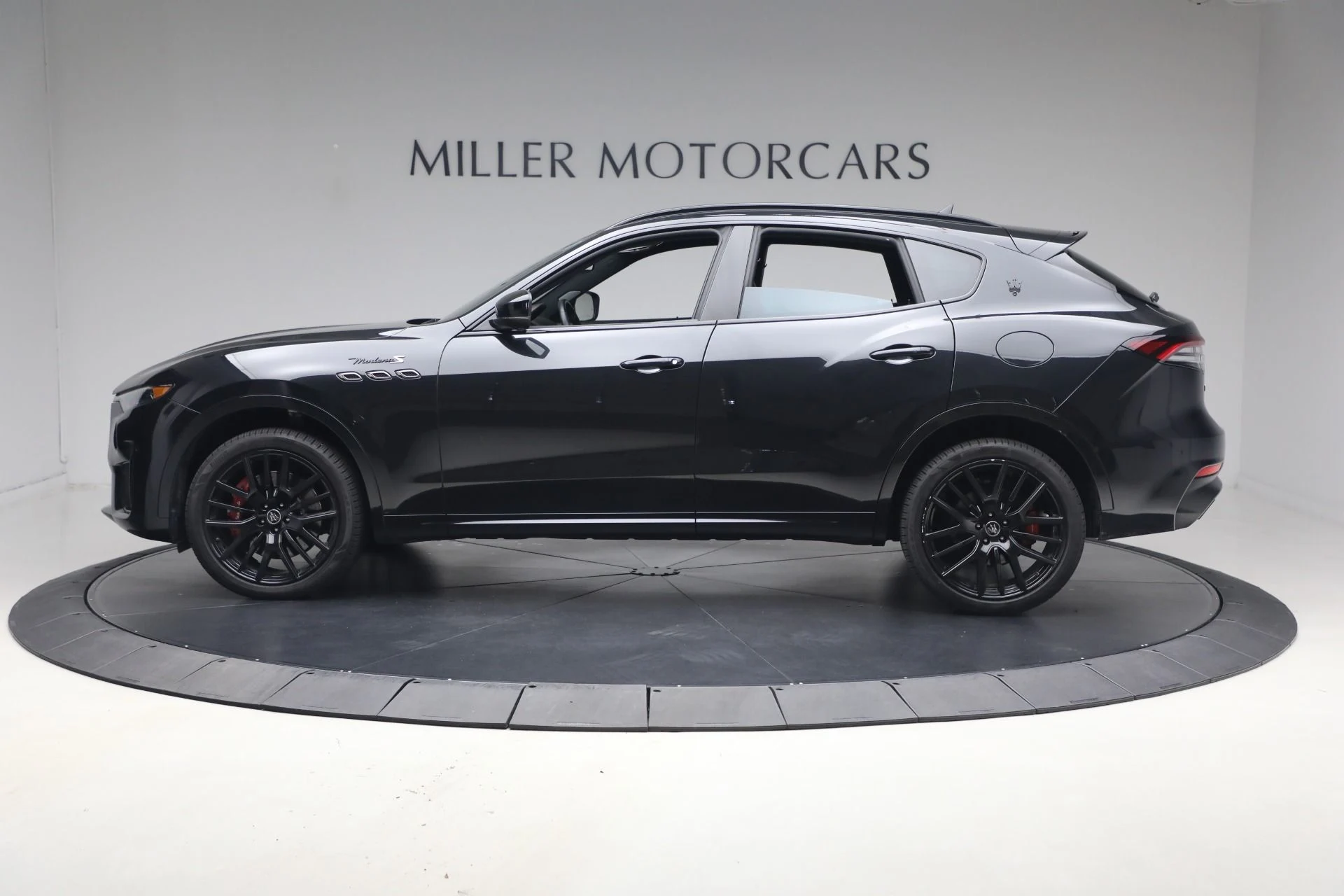 mph001_1693509386_Used_2023_Maserati_Levante_Modena_S_1779288060_d1abee6323