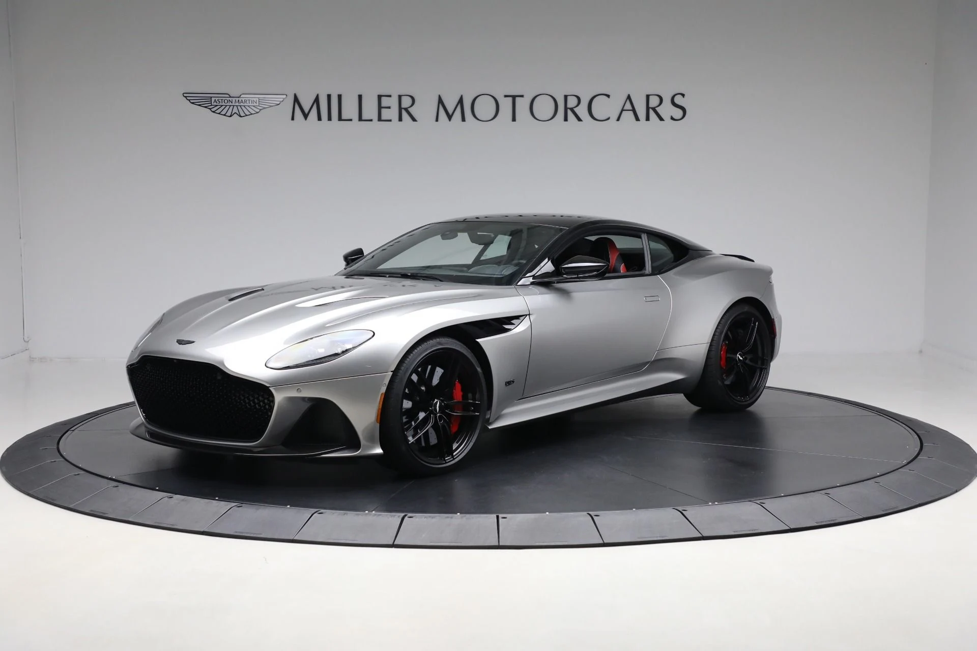 mph001_1697350097_Used_2023_Aston_Martin_DBS_Superleggera_98f366c685