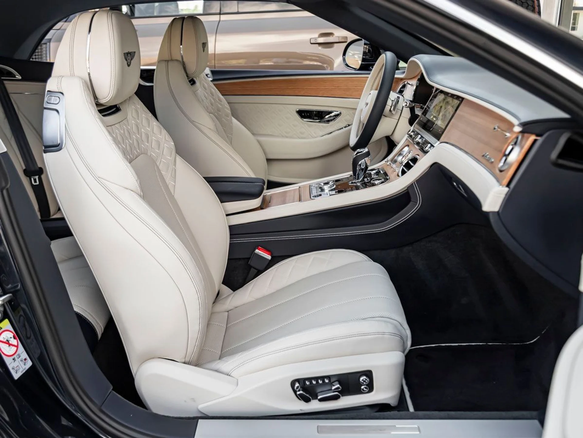 mph001_1702934521_2_cdba972465