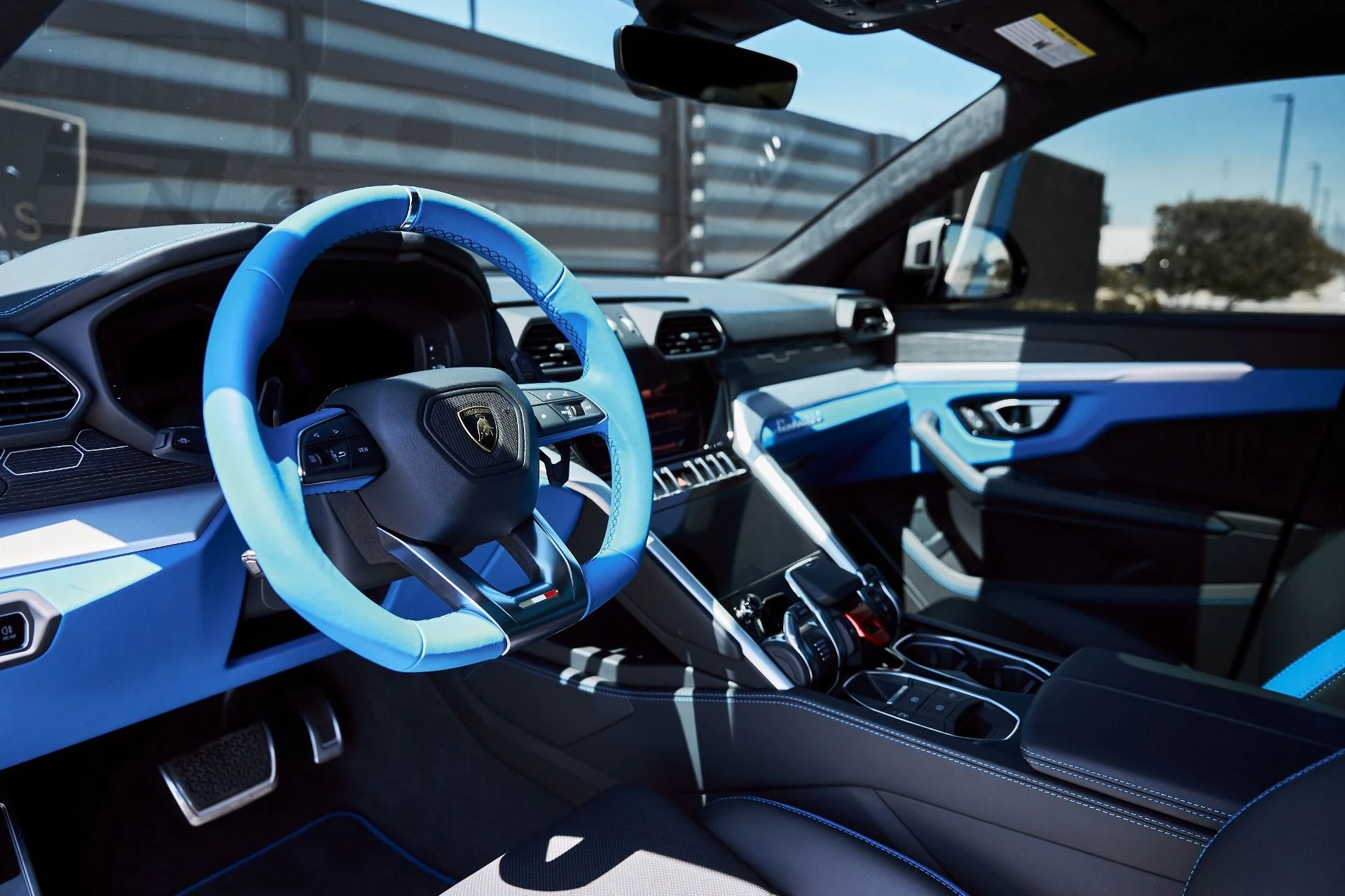 mph001_1707249057_Used_2024_Lamborghini_Urus_S_1775866684_1b40aeac84