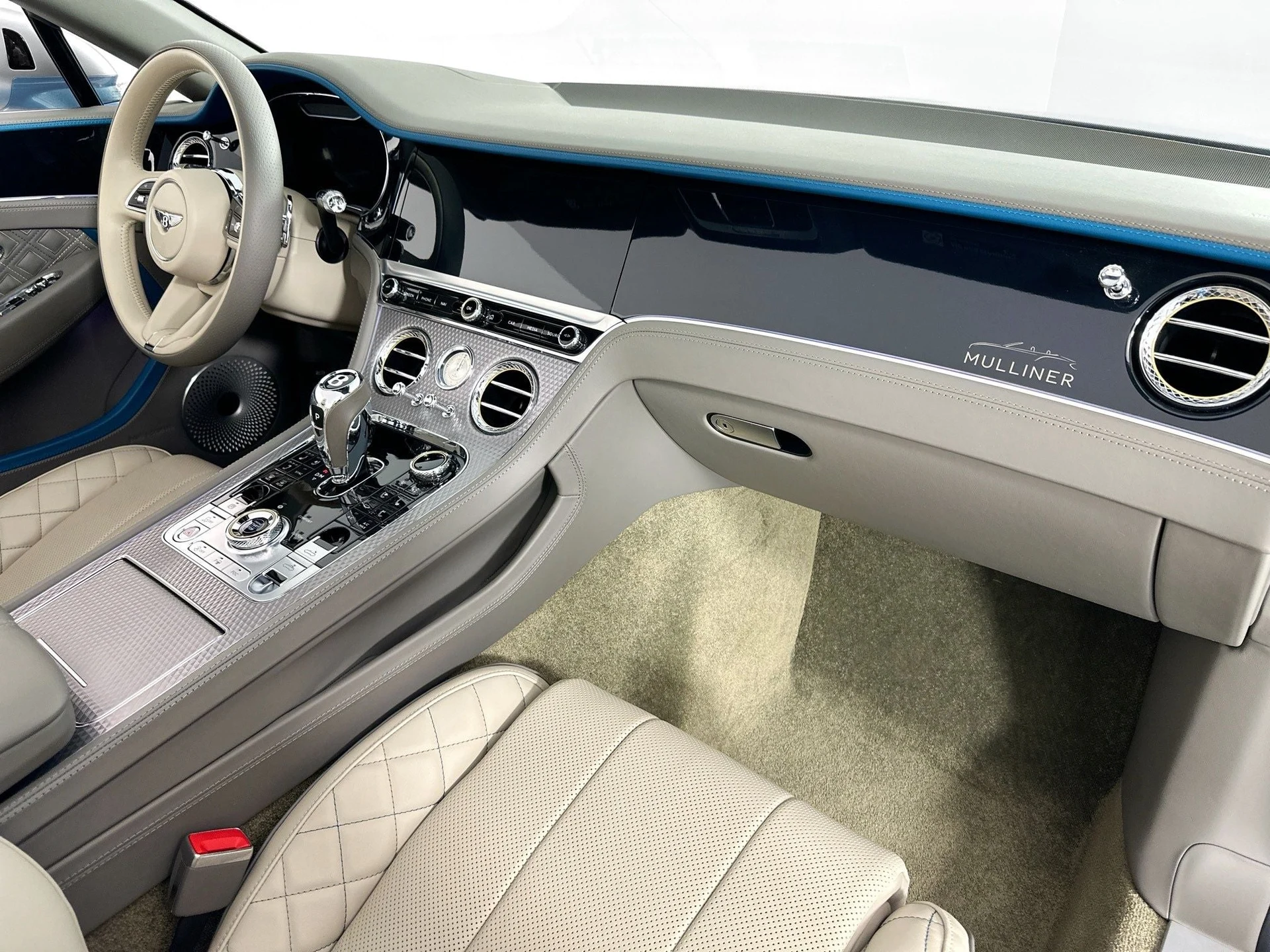 mph001_1718585113_2_528238ea92