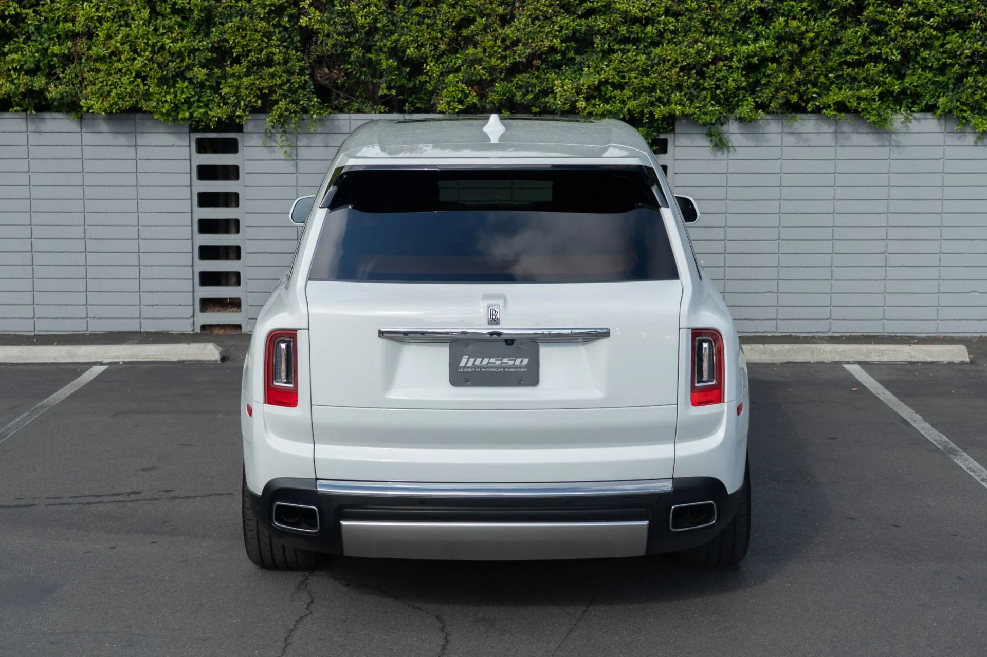 mph001_1726682845_Used_2022_Rolls_Royce_Cullinan_1758310324_1e5b1cfe8c